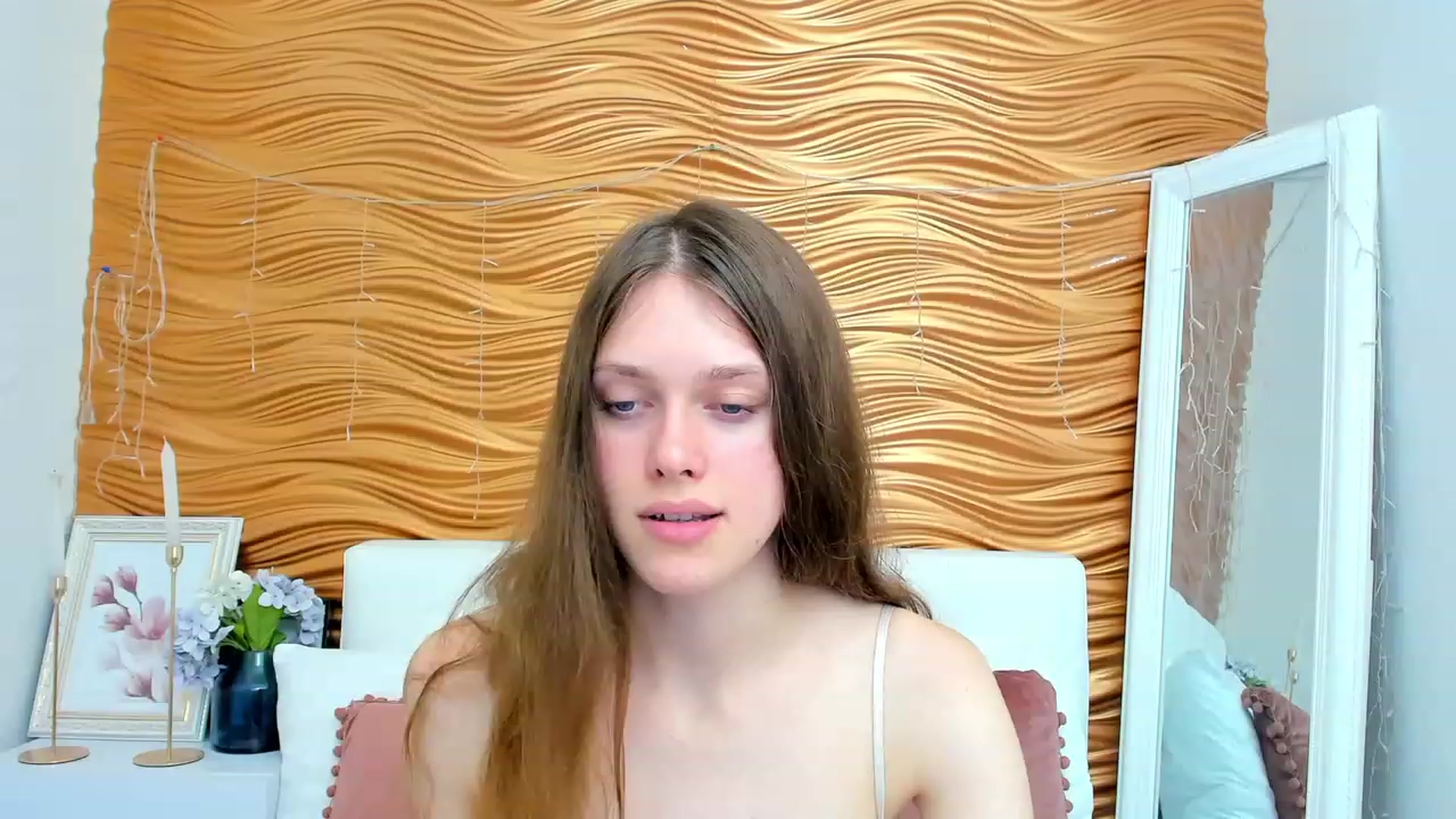 Gallery image thumbnail from JaneBrown's myfreecams stream on, 09/13/2023, 15:52 image 6 of 20