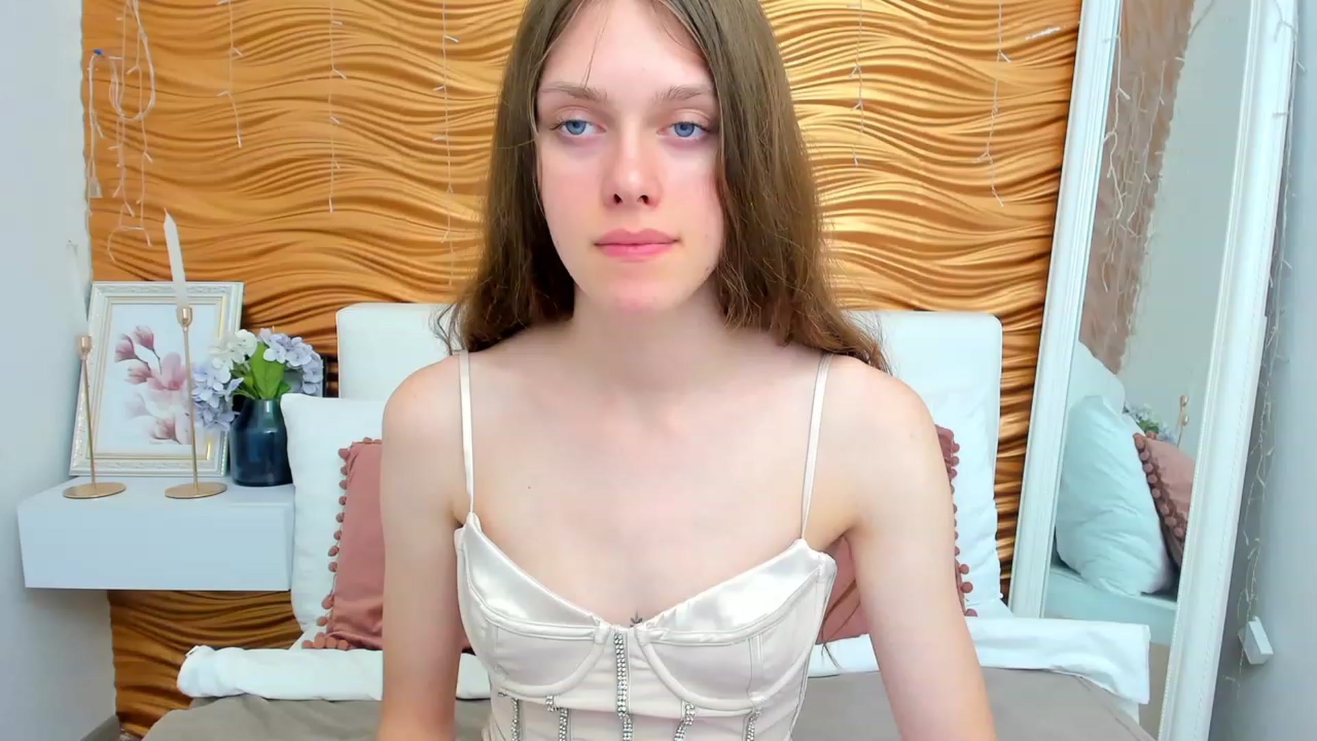 Gallery image thumbnail from JaneBrown's myfreecams stream on, 09/13/2023, 15:52 image 7 of 20