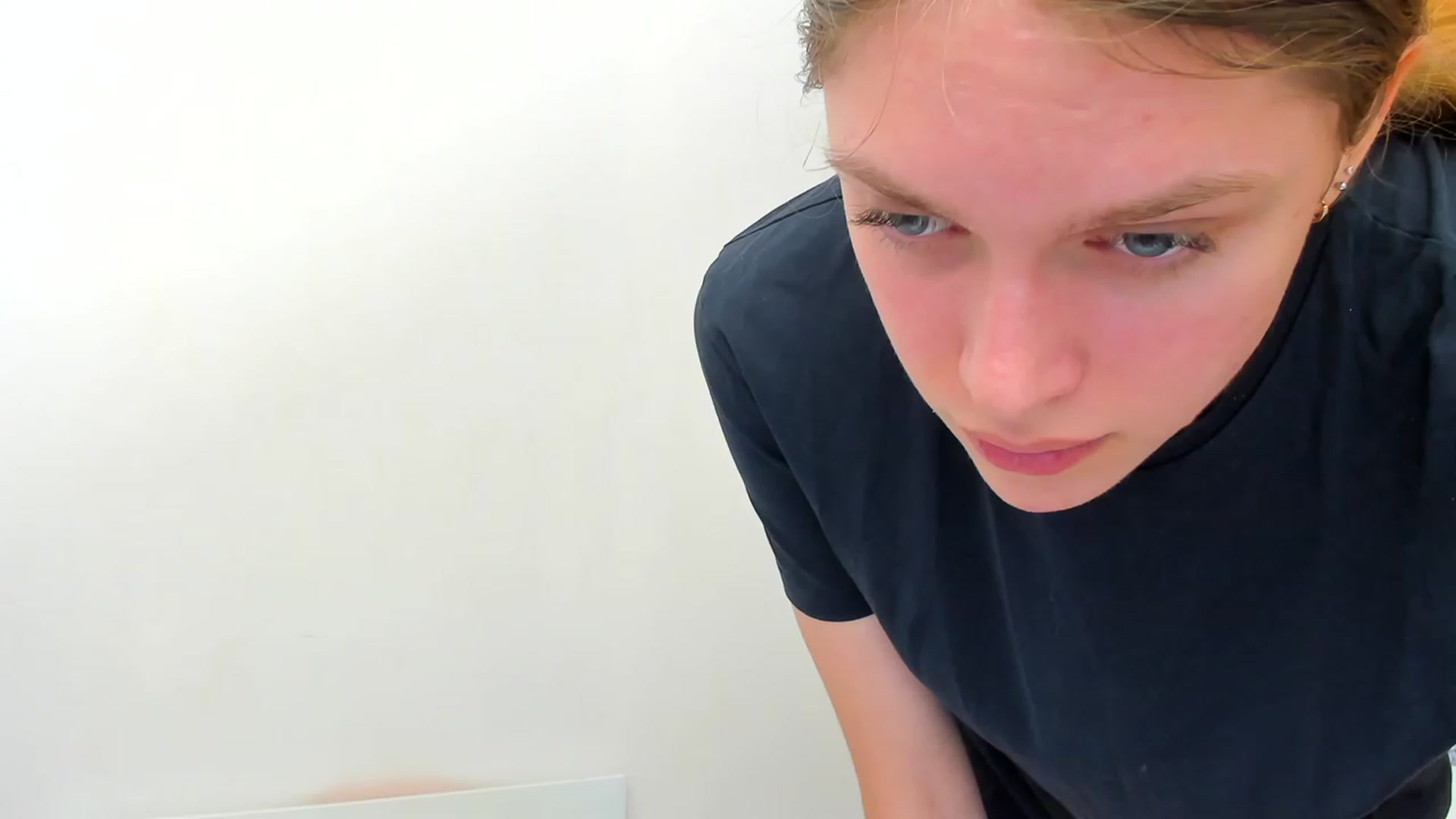 Gallery image thumbnail from JaneBrown's myfreecams stream on, 09/13/2023, 18:14 image 9 of 20