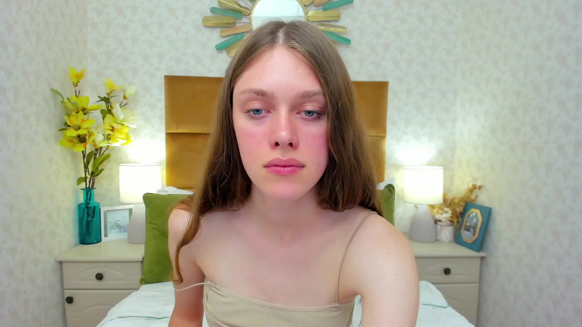 Gallery image thumbnail from JaneBrown's myfreecams stream on, 09/16/2023, 17:19 image 15 of 20