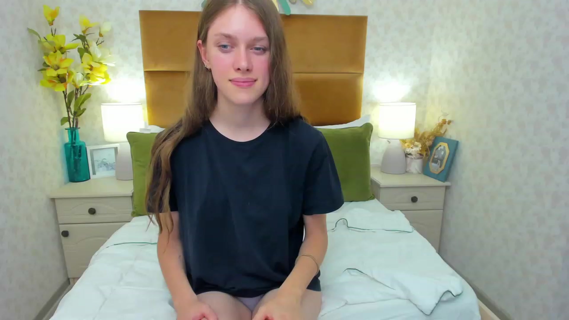Gallery image thumbnail from JaneBrown's myfreecams stream on, 09/16/2023, 19:01 image 11 of 20