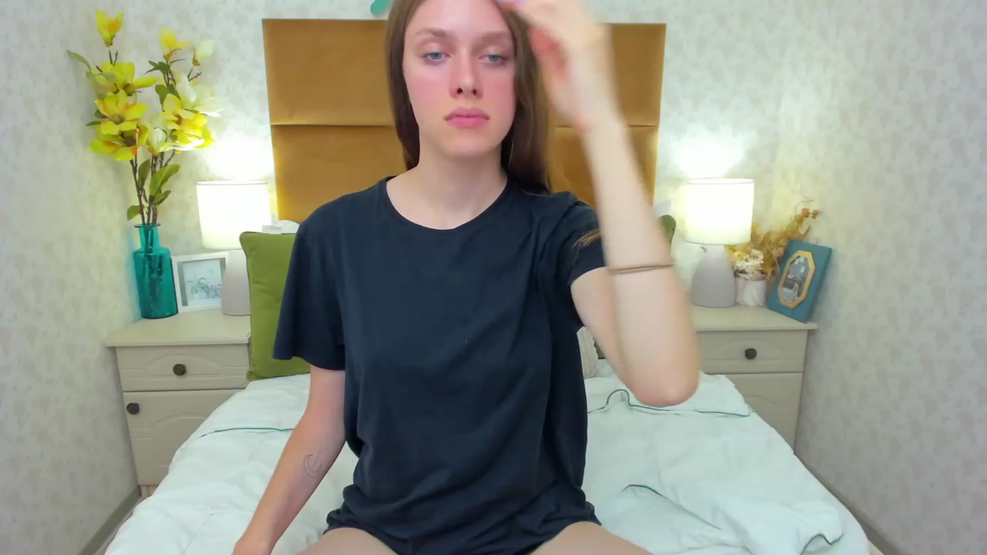 Gallery image thumbnail from JaneBrown's myfreecams stream on, 09/16/2023, 19:01 image 7 of 20
