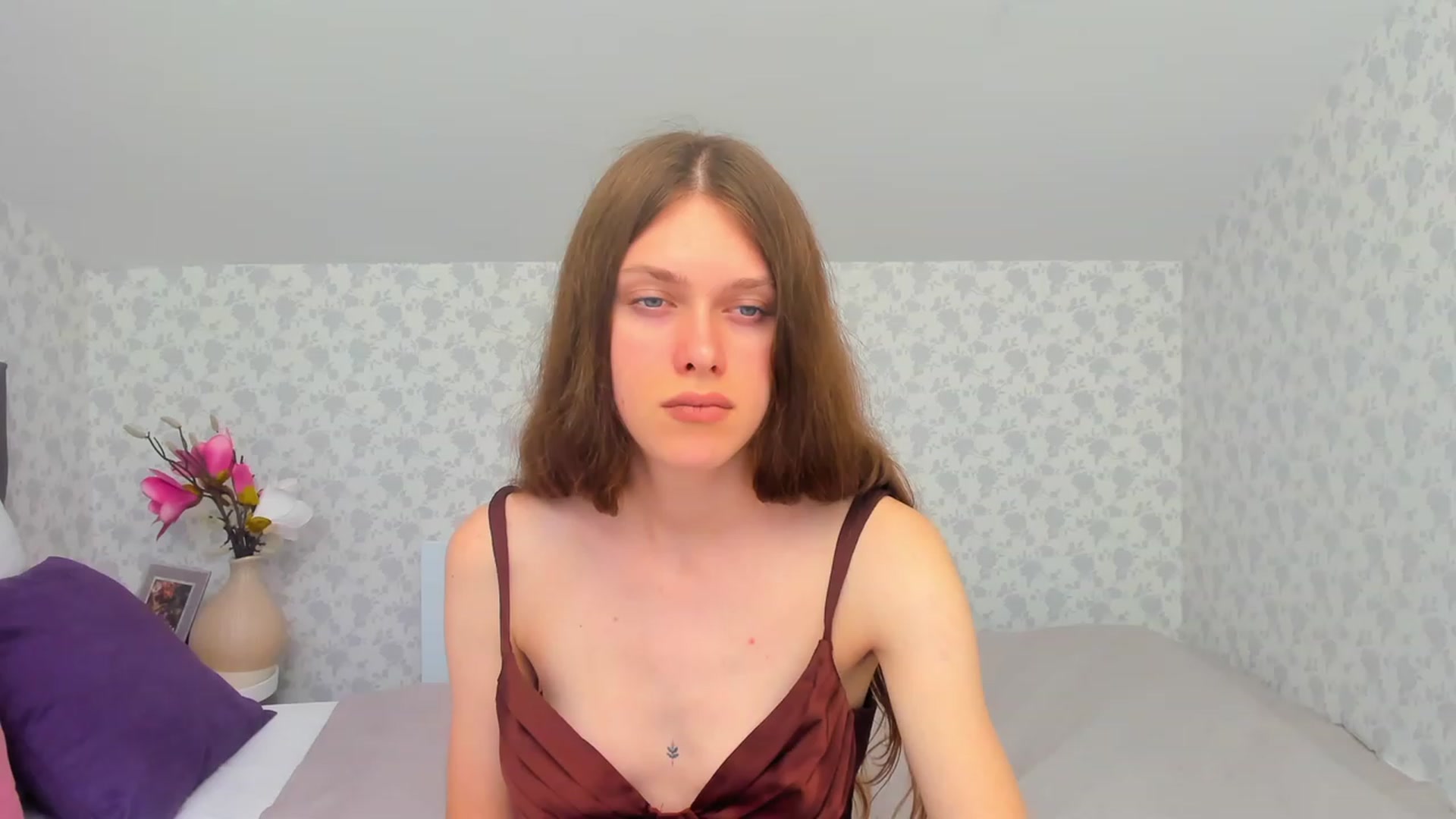 Gallery image thumbnail from JaneBrown's myfreecams stream on, 09/19/2023, 13:52 image 10 of 20