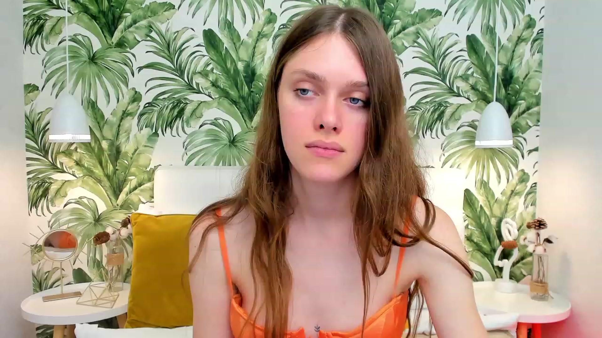 Gallery image thumbnail from JaneBrown's myfreecams stream on, 09/27/2023, 17:25 image 10 of 20