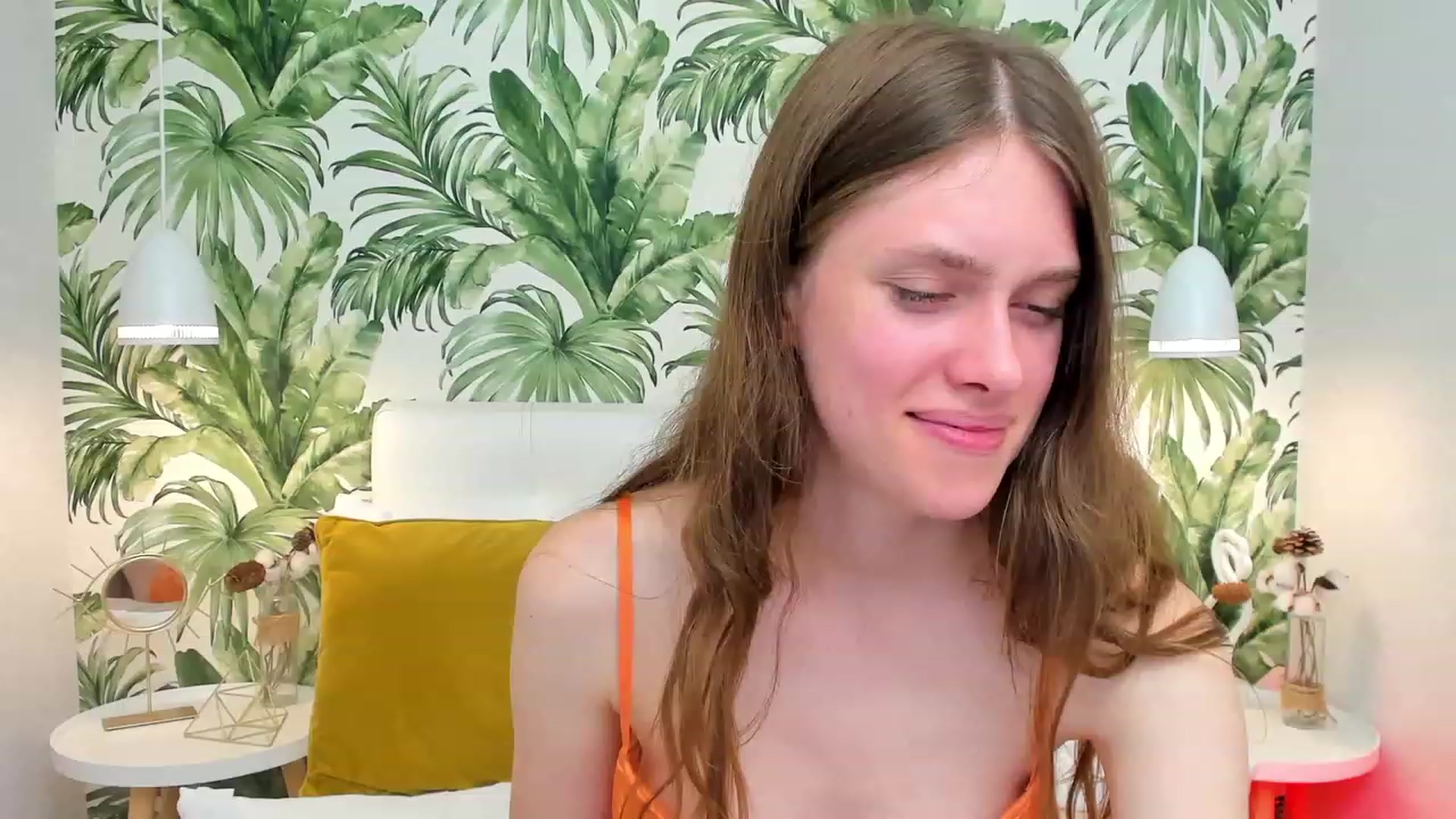 Gallery image thumbnail from JaneBrown's myfreecams stream on, 09/27/2023, 17:25 image 7 of 20