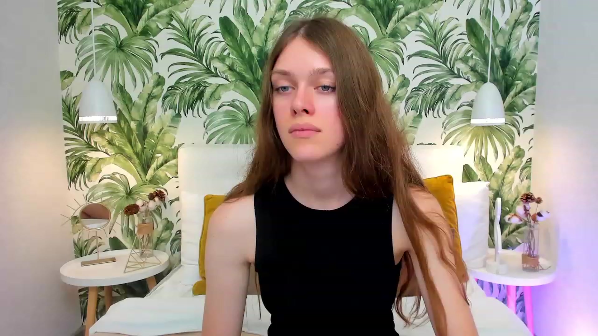 Gallery image thumbnail from JaneBrown's myfreecams stream on, 09/30/2023, 13:38 image 9 of 20