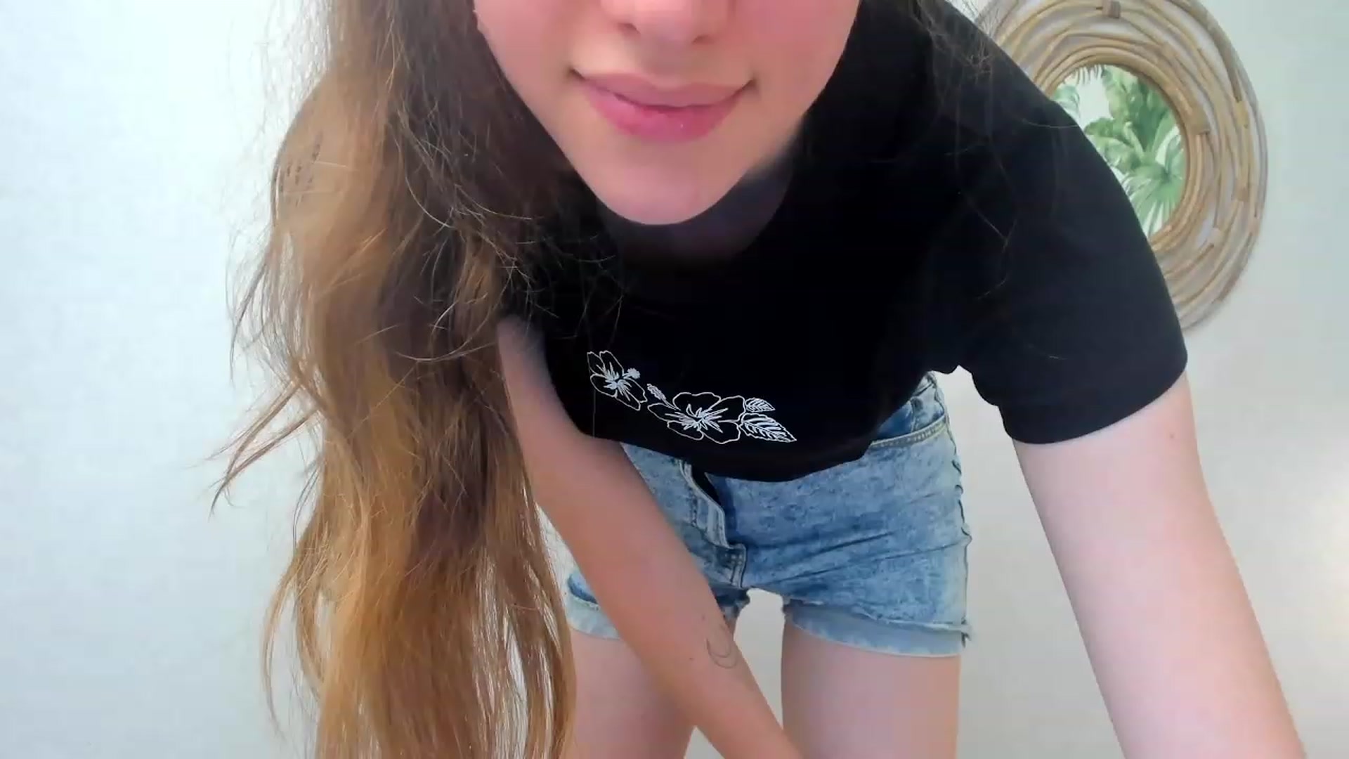 Gallery image thumbnail from JaneBrown's myfreecams stream on, 10/04/2023, 16:46 image 12 of 20