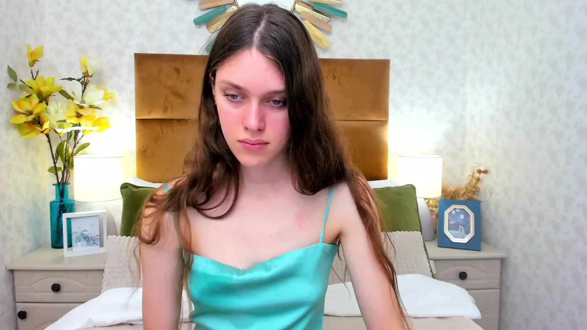 Gallery image thumbnail from JaneBrown's myfreecams stream on, 10/08/2023, 13:45 image 9 of 20