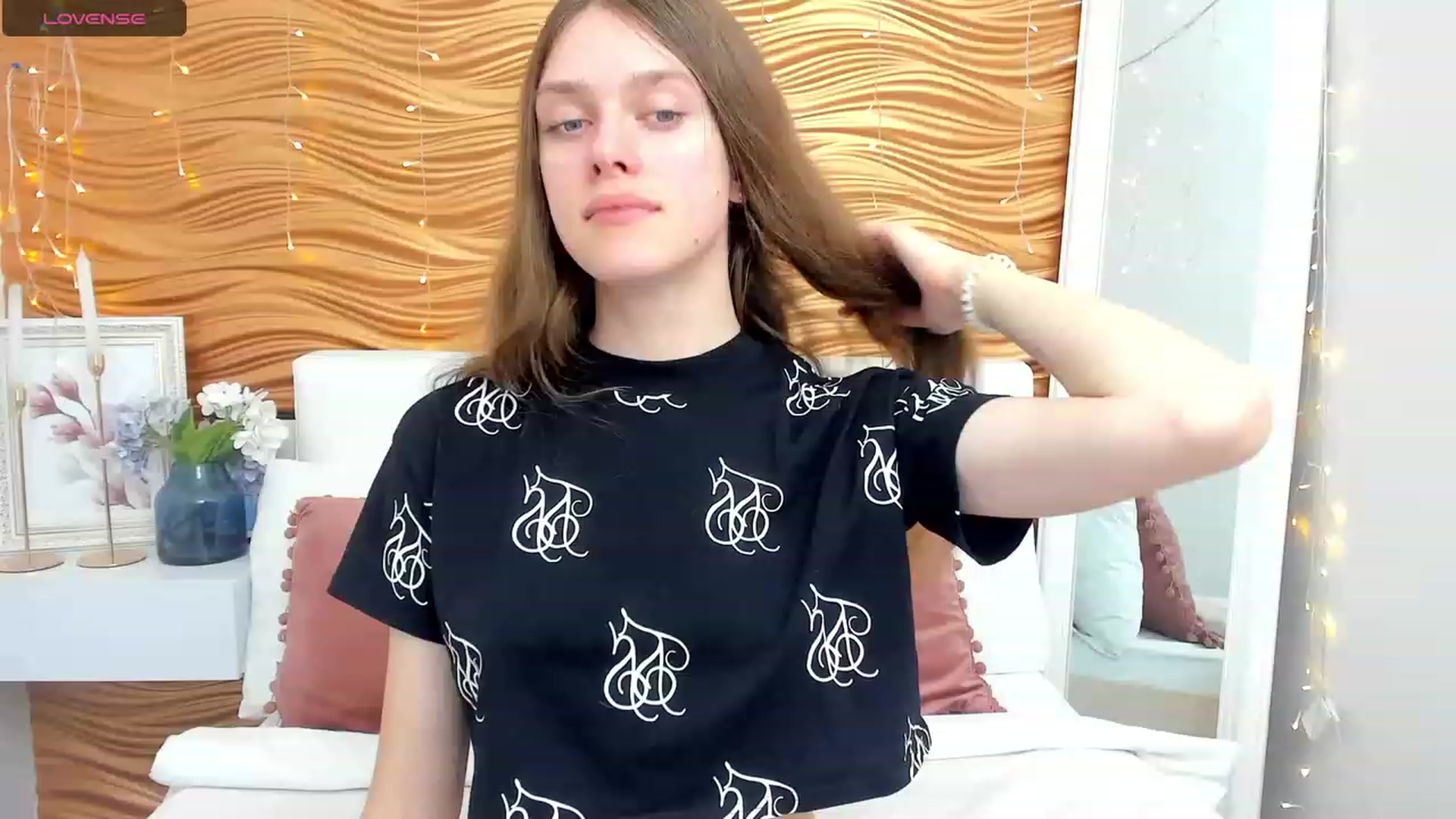 Gallery image thumbnail from JaneBrown's myfreecams stream on, 10/10/2023, 12:45 image 4 of 20