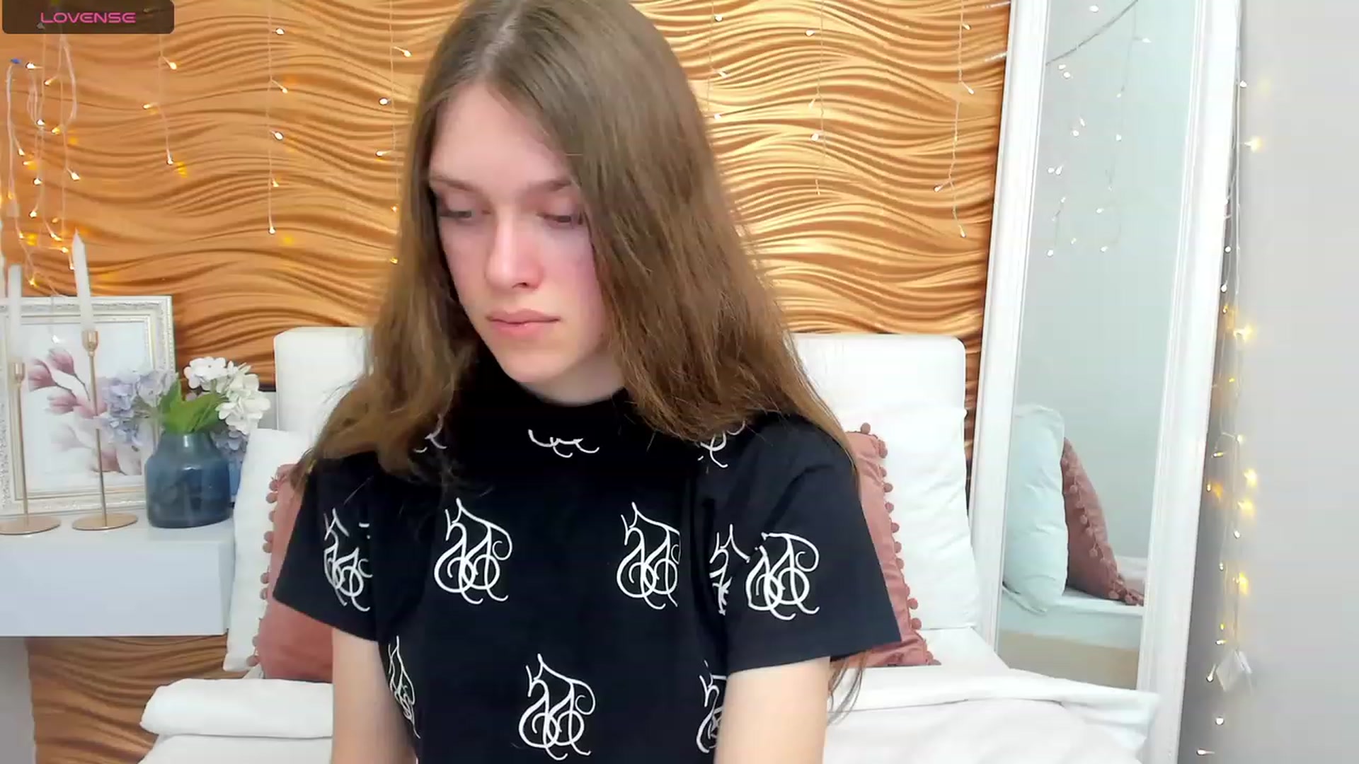Gallery image thumbnail from JaneBrown's myfreecams stream on, 10/10/2023, 12:45 image 12 of 20
