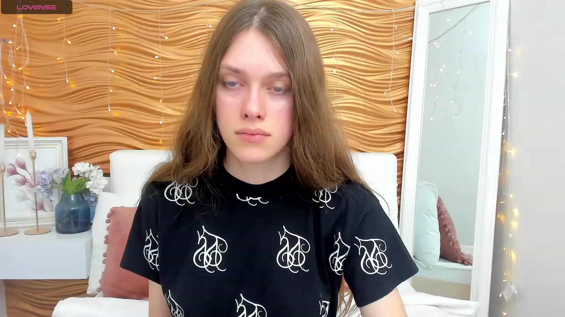 Gallery image thumbnail from JaneBrown's myfreecams stream on, 10/10/2023, 12:45 image 18 of 20