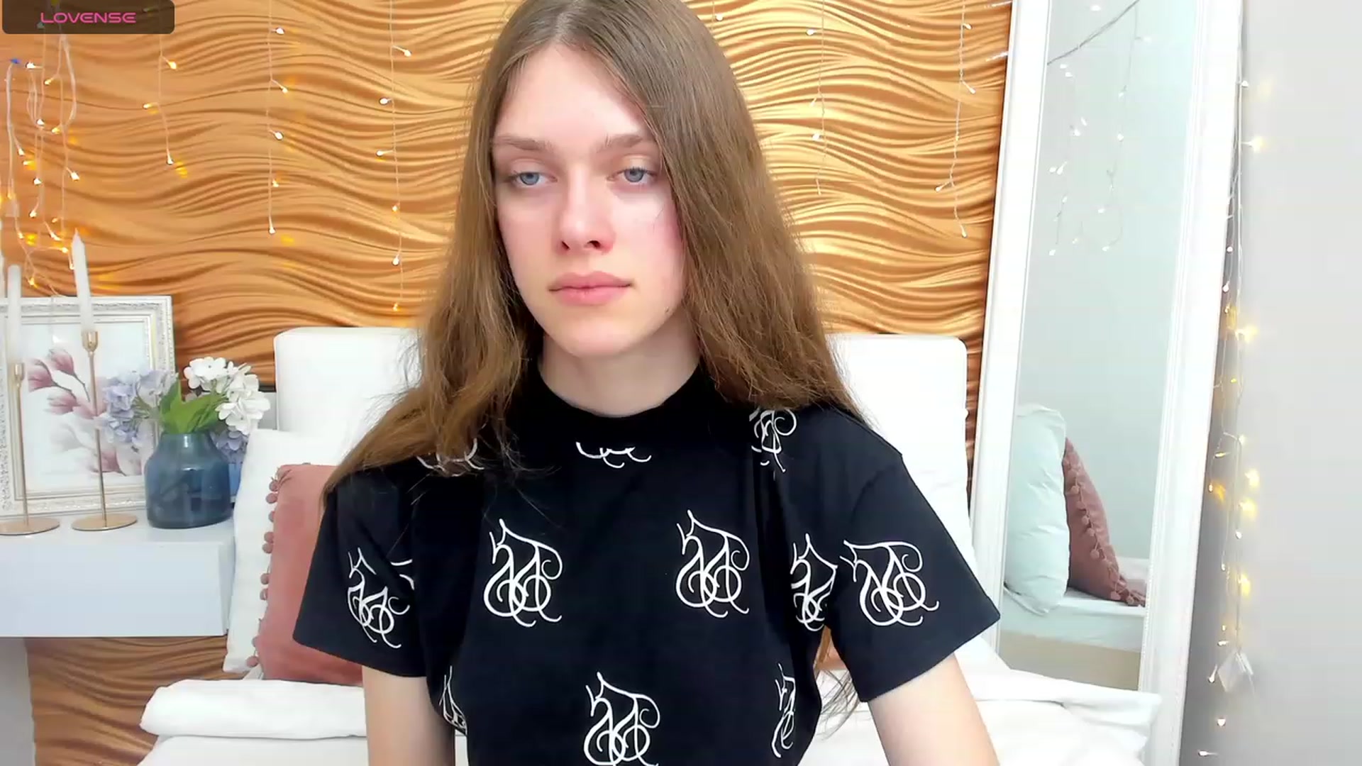 Gallery image thumbnail from JaneBrown's myfreecams stream on, 10/10/2023, 12:45 image 10 of 20