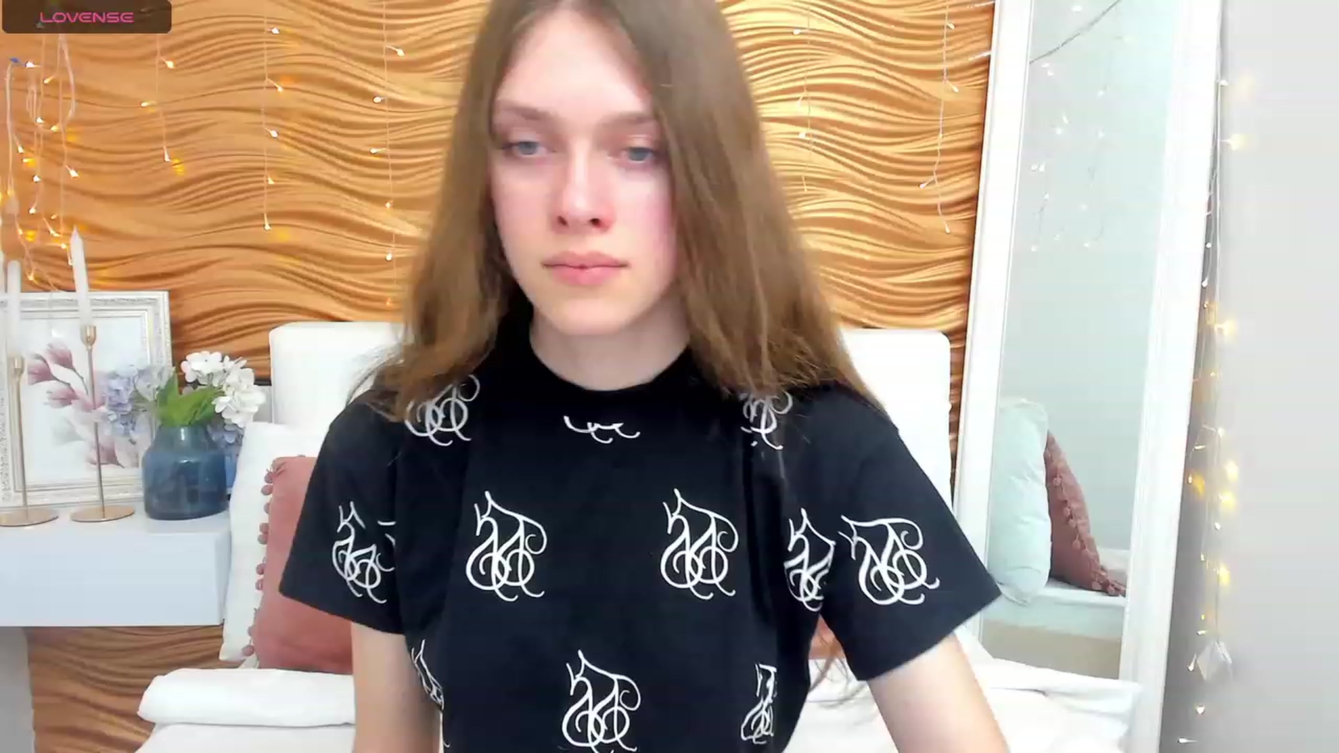 Gallery image thumbnail from JaneBrown's myfreecams stream on, 10/10/2023, 12:45 image 7 of 20