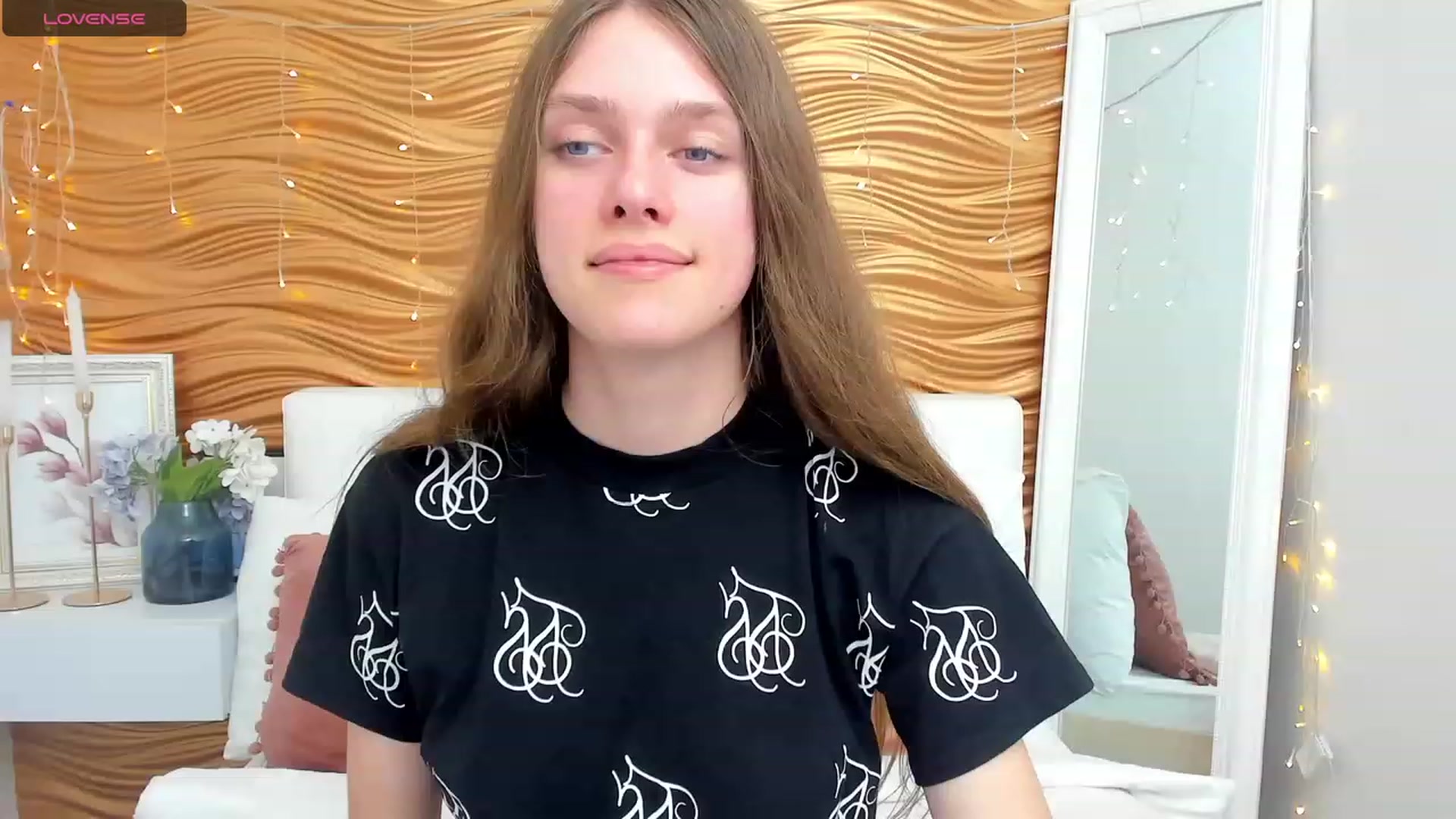 Gallery image thumbnail from JaneBrown's myfreecams stream on, 10/10/2023, 12:45 image 14 of 20