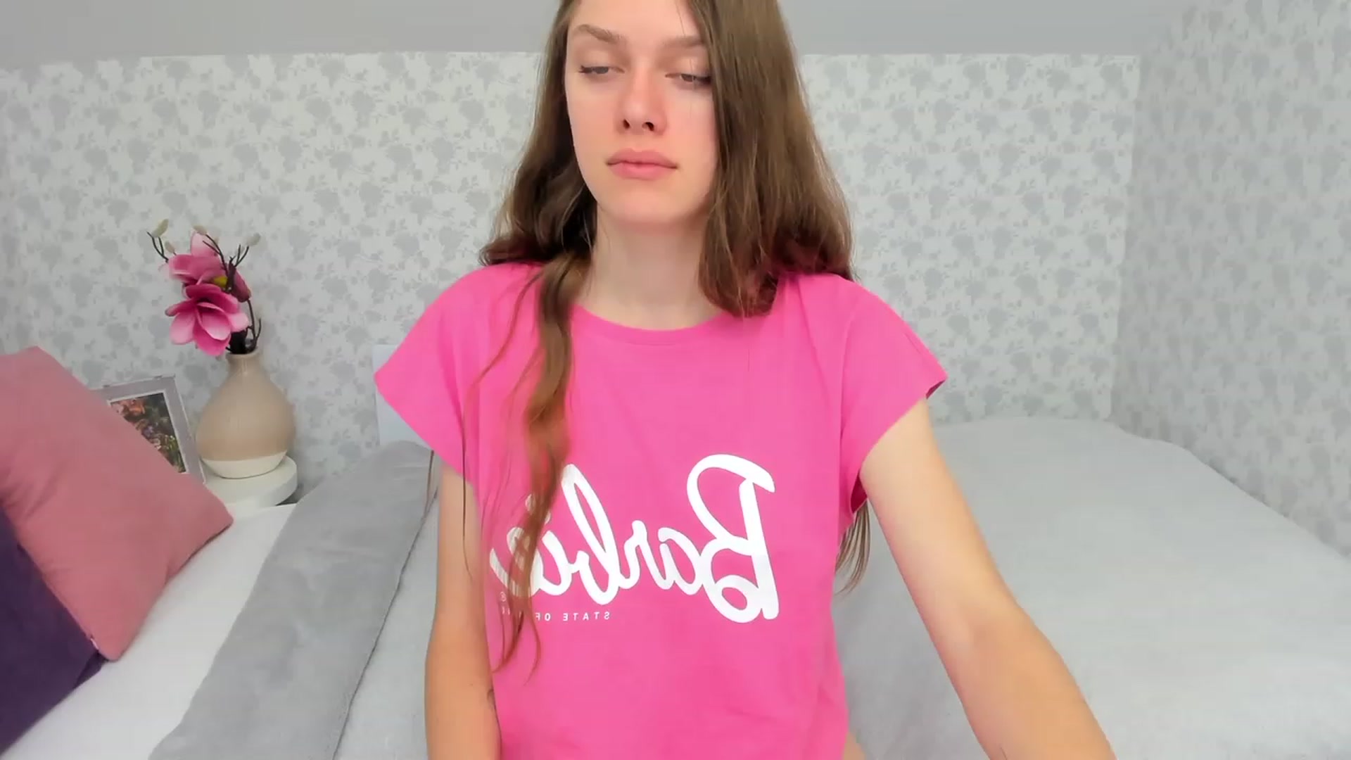 Gallery image thumbnail from JaneBrown's myfreecams stream on, 10/11/2023, 12:13 image 16 of 20