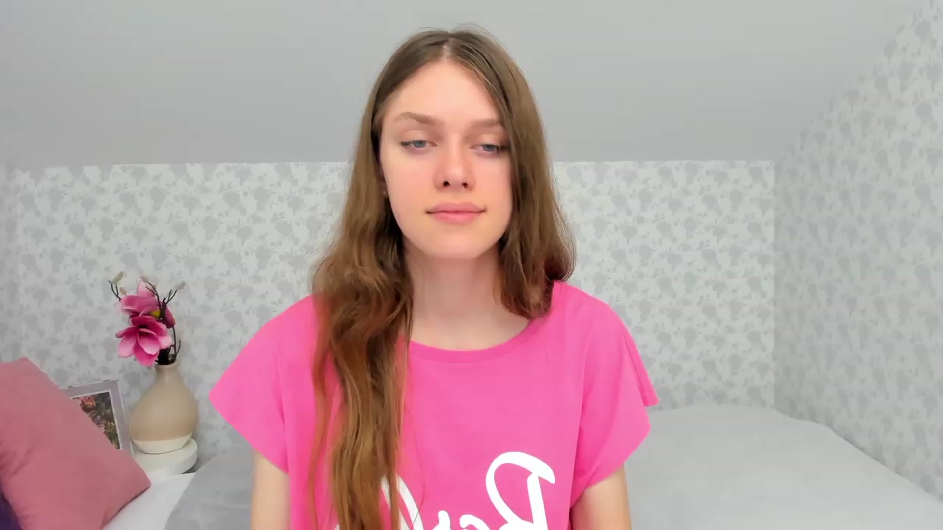 Gallery image thumbnail from JaneBrown's myfreecams stream on, 10/11/2023, 12:13 image 6 of 20