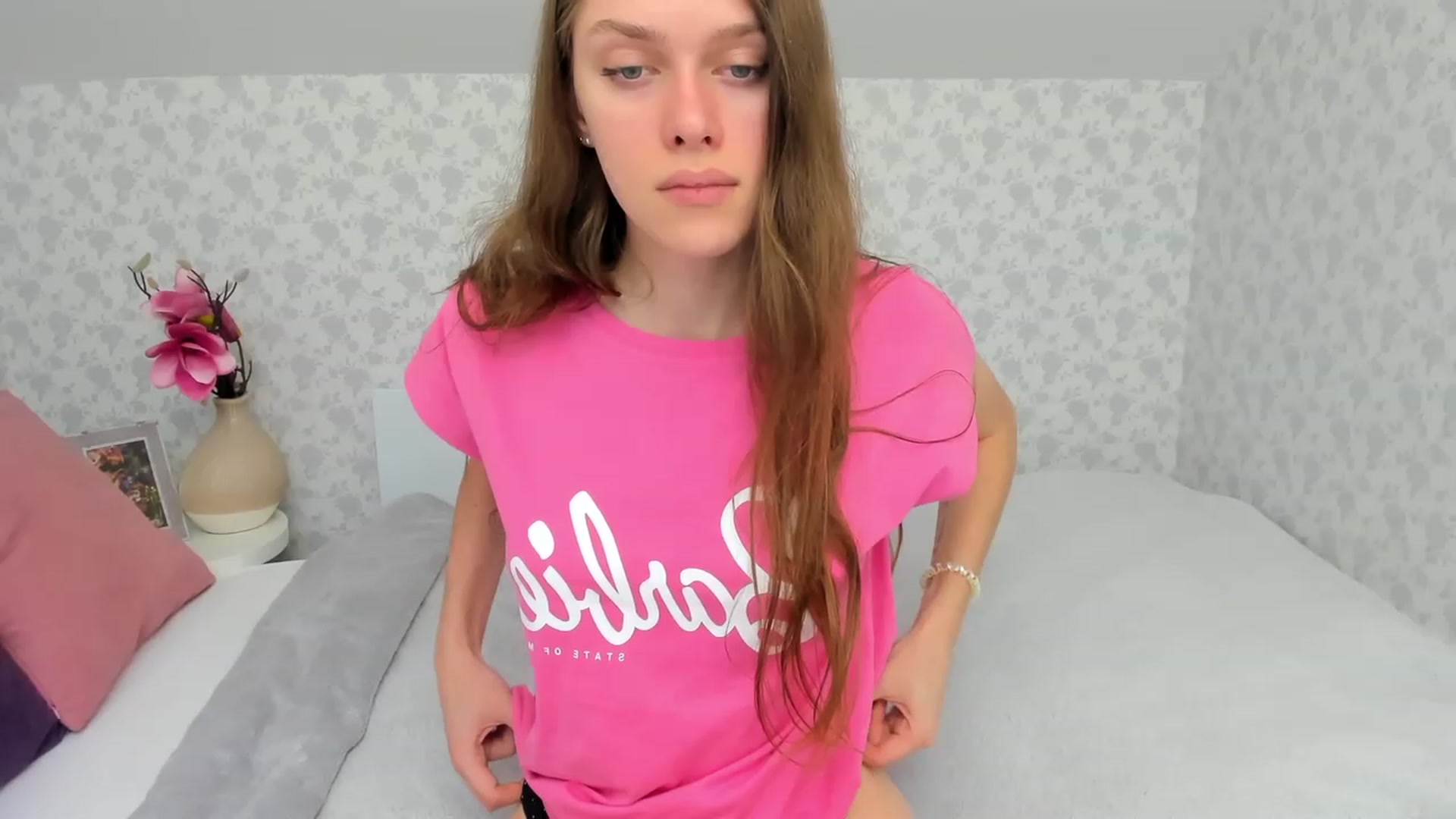Gallery image thumbnail from JaneBrown's myfreecams stream on, 10/11/2023, 13:02 image 20 of 20