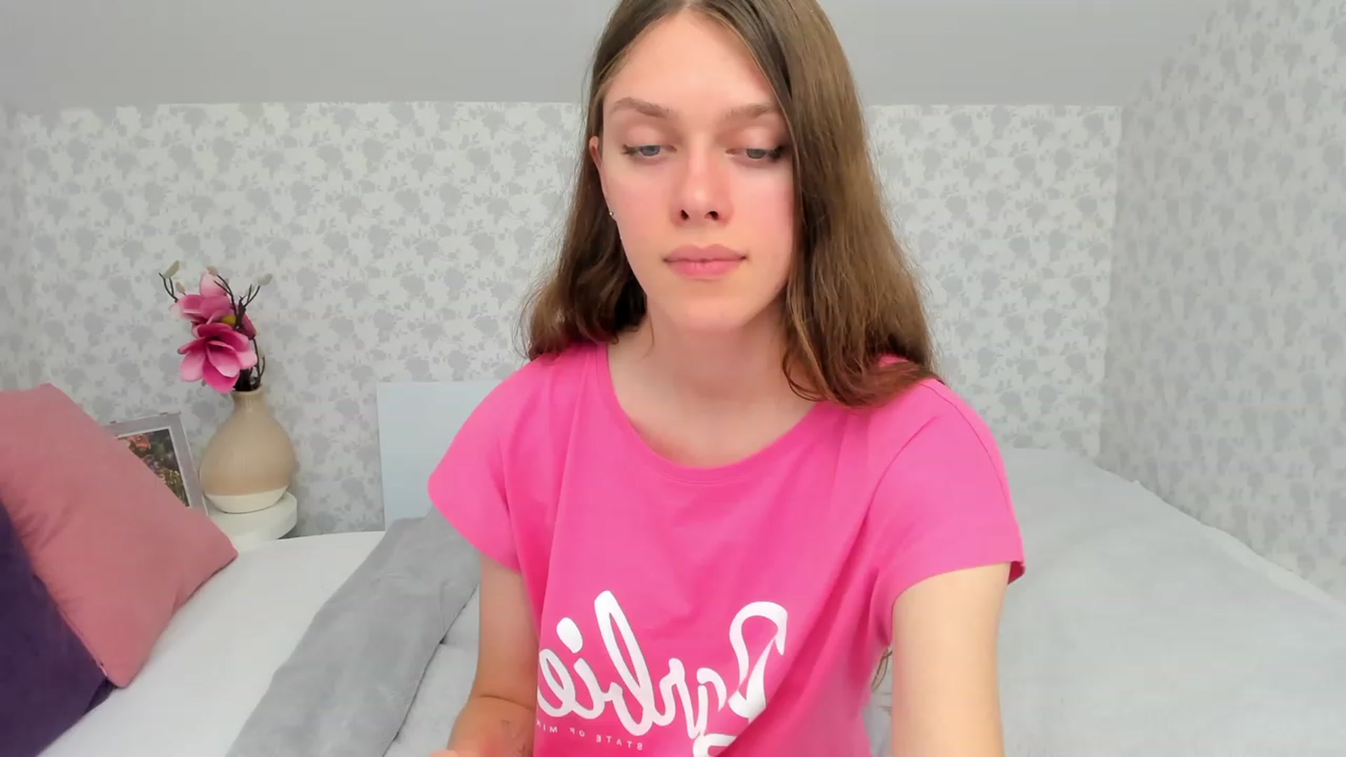 Gallery image thumbnail from JaneBrown's myfreecams stream on, 10/11/2023, 18:07 image 11 of 20