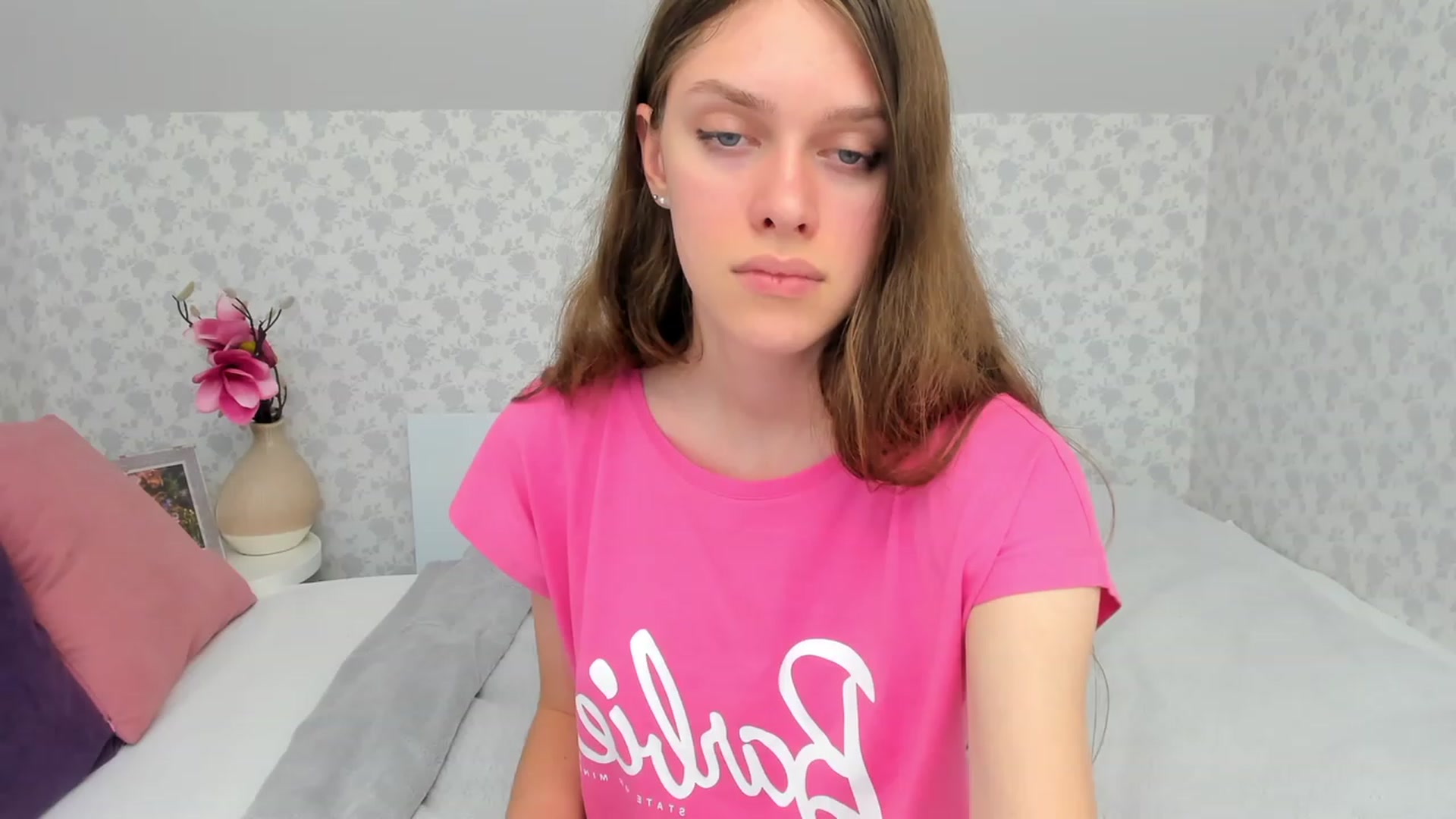 Gallery image thumbnail from JaneBrown's myfreecams stream on, 10/11/2023, 18:07 image 16 of 20