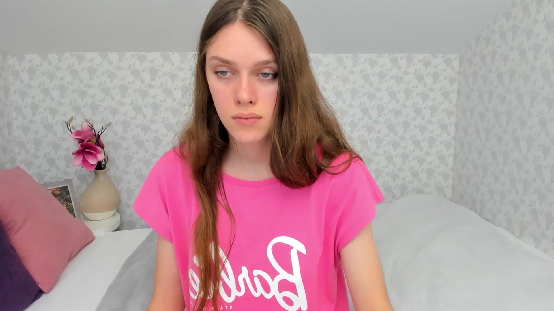 Gallery image thumbnail from JaneBrown's myfreecams stream on, 10/11/2023, 18:07 image 3 of 20