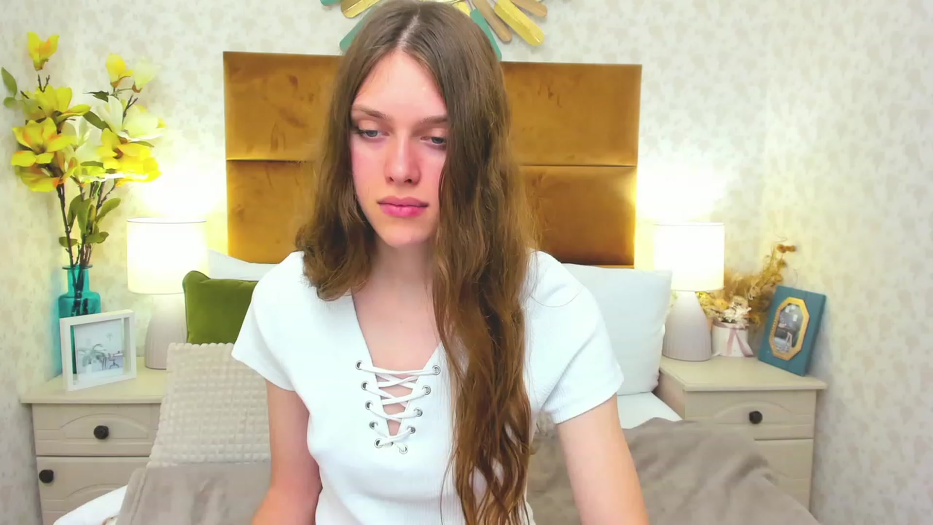 Gallery image thumbnail from JaneBrown's myfreecams stream on, 10/13/2023, 09:39 image 19 of 20