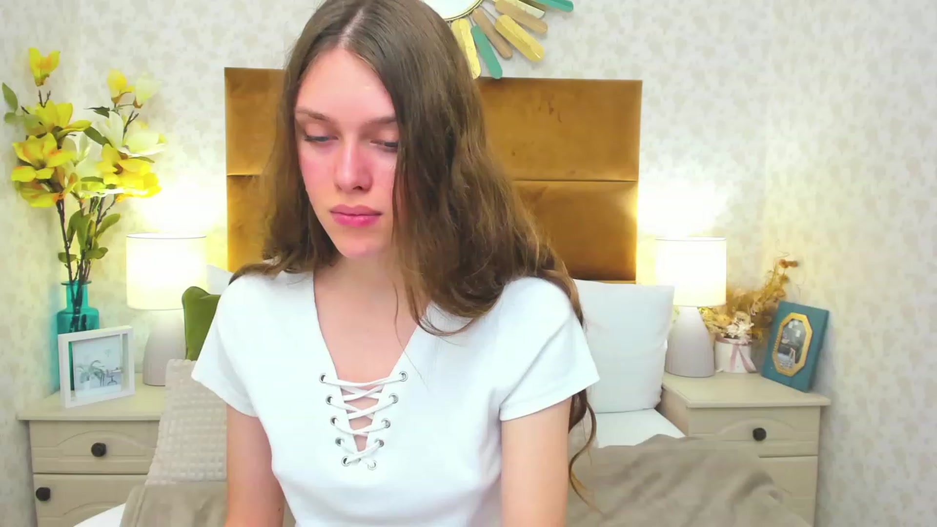 Gallery image thumbnail from JaneBrown's myfreecams stream on, 10/13/2023, 09:39 image 12 of 20