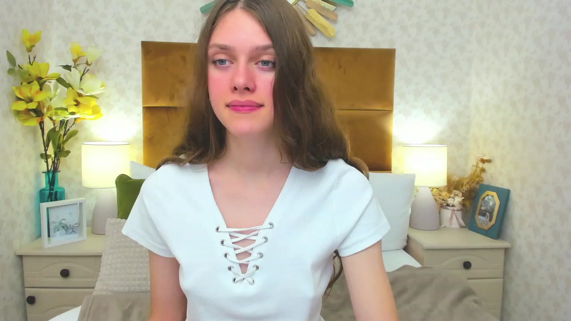 Gallery image thumbnail from JaneBrown's myfreecams stream on, 10/13/2023, 09:39 image 10 of 20
