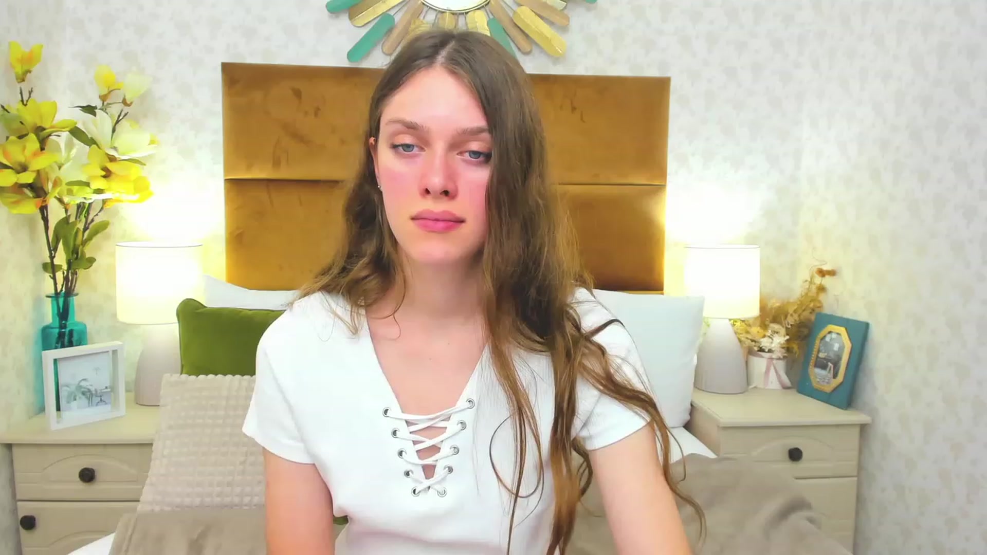 Gallery image thumbnail from JaneBrown's myfreecams stream on, 10/13/2023, 09:39 image 1 of 20