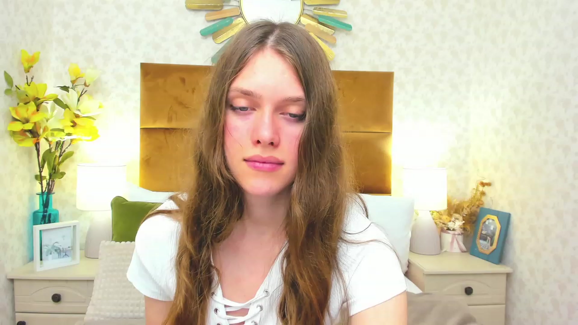 Gallery image thumbnail from JaneBrown's myfreecams stream on, 10/13/2023, 11:38 image 2 of 20