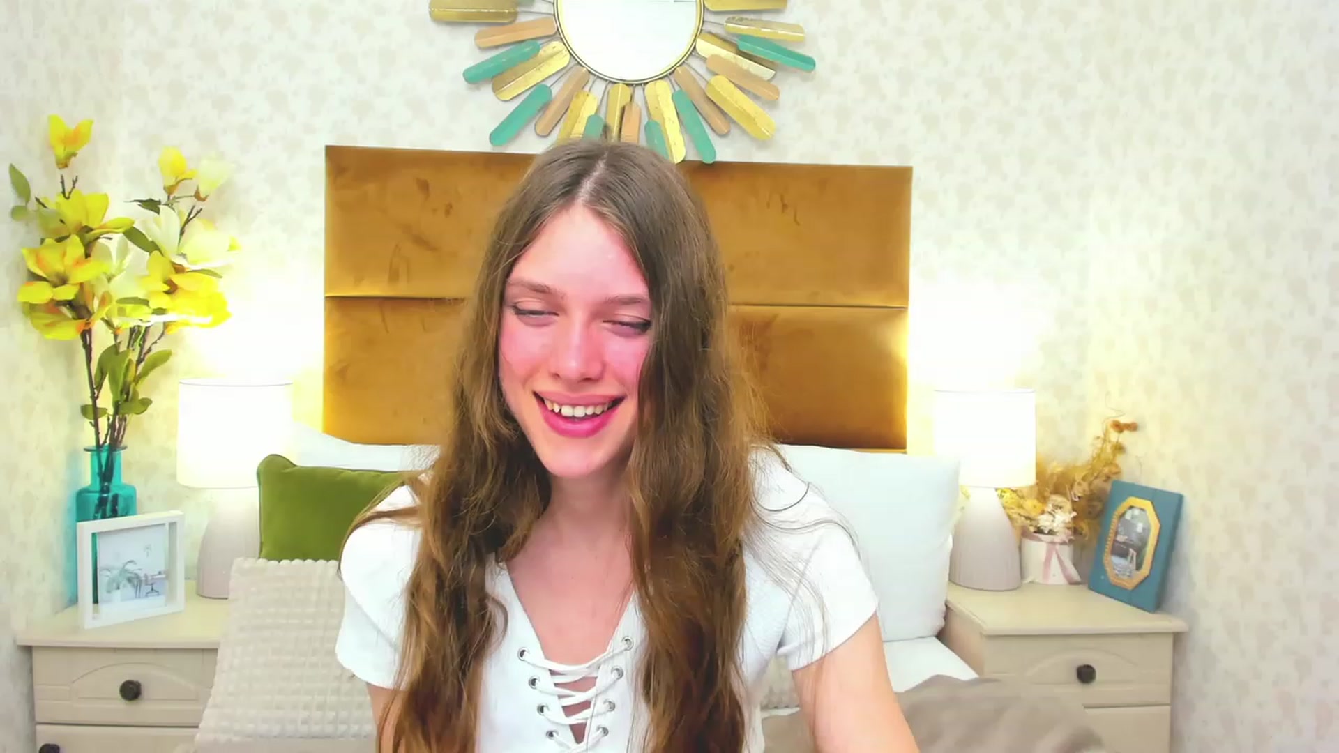 Gallery image thumbnail from JaneBrown's myfreecams stream on, 10/13/2023, 11:38 image 1 of 20