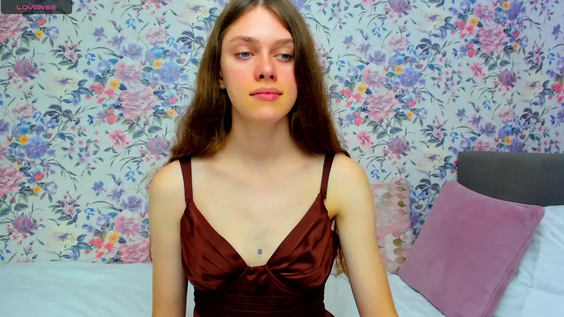 Gallery image thumbnail from JaneBrown's myfreecams stream on, 10/15/2023, 14:02 image 13 of 20