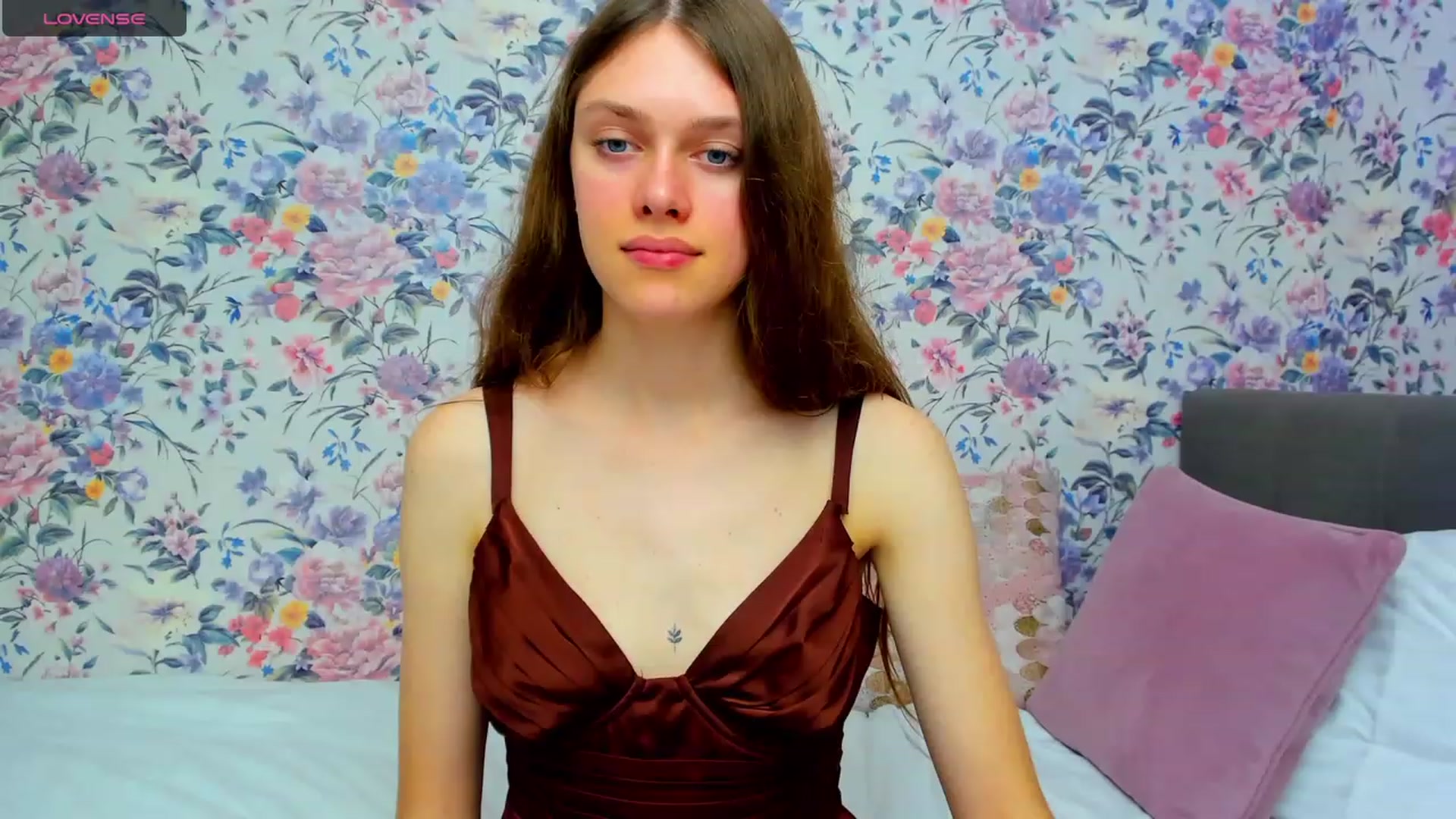 Gallery image thumbnail from JaneBrown's myfreecams stream on, 10/15/2023, 14:02 image 16 of 20