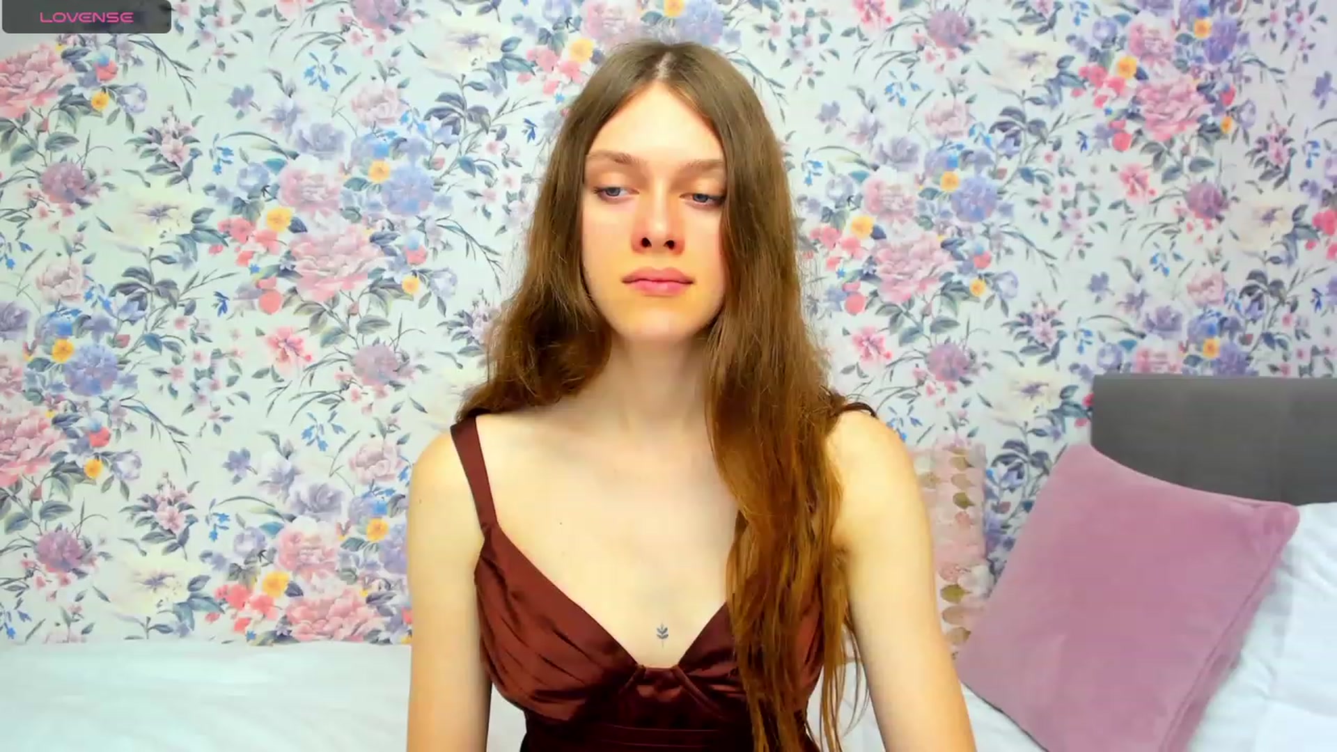 Gallery image thumbnail from JaneBrown's myfreecams stream on, 10/15/2023, 14:02 image 3 of 20