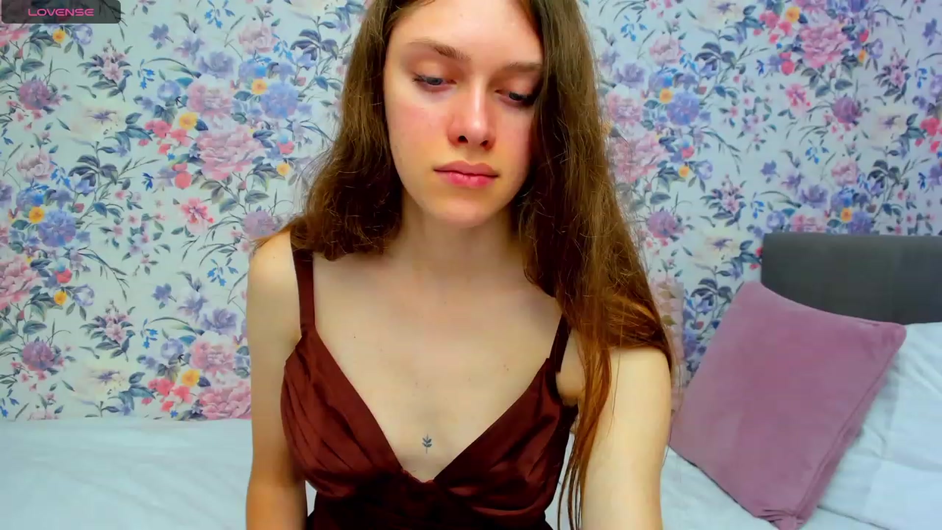 Gallery image thumbnail from JaneBrown's myfreecams stream on, 10/15/2023, 14:02 image 11 of 20