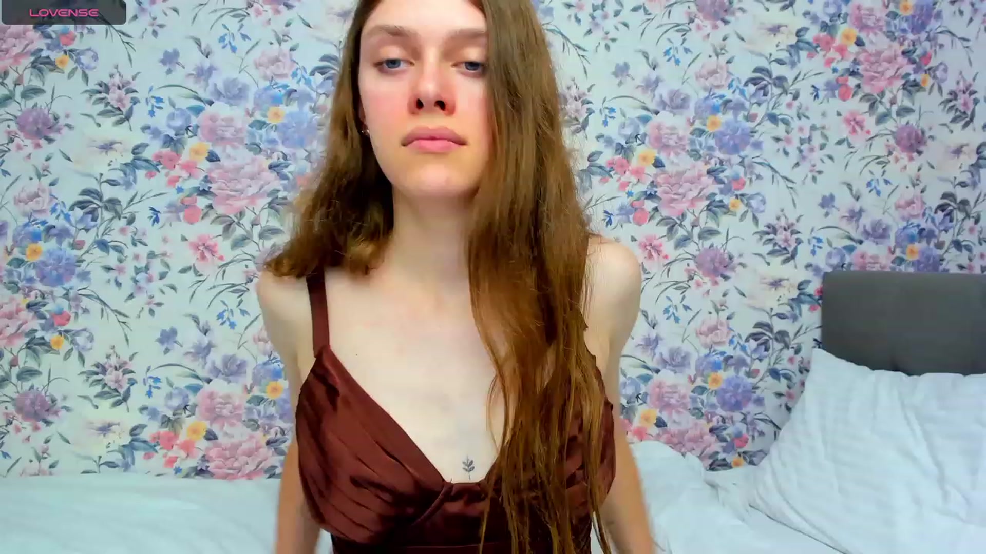 Gallery image thumbnail from JaneBrown's myfreecams stream on, 10/15/2023, 17:12 image 2 of 20
