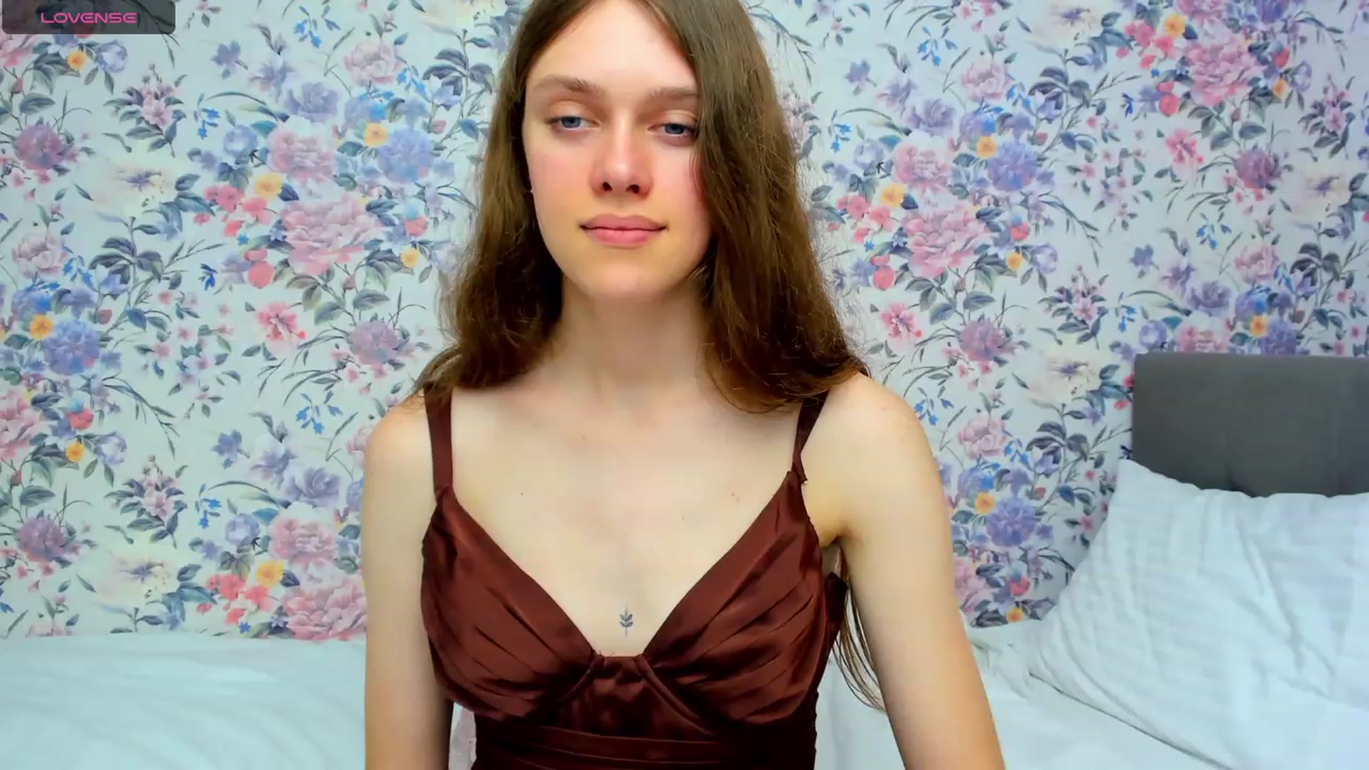 Gallery image thumbnail from JaneBrown's myfreecams stream on, 10/15/2023, 17:12 image 10 of 20