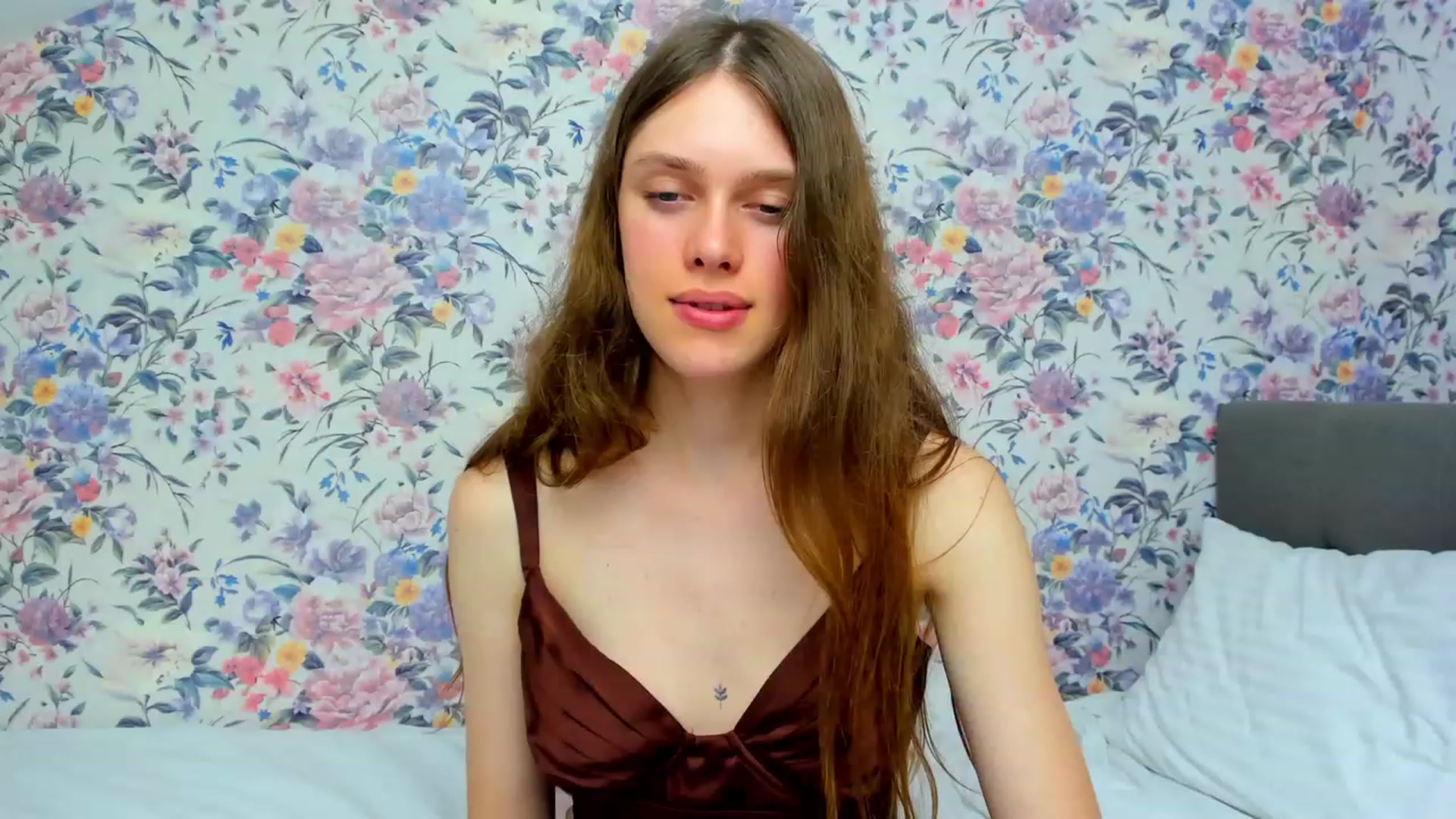 Gallery image thumbnail from JaneBrown's myfreecams stream on, 10/15/2023, 19:02 image 20 of 20