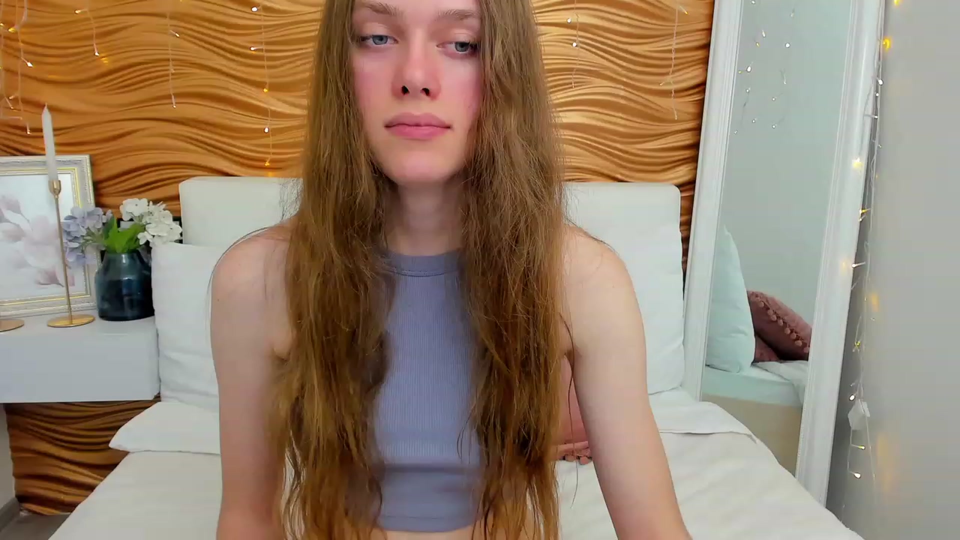 Gallery image thumbnail from JaneBrown's myfreecams stream on, 10/18/2023, 13:56 image 18 of 20