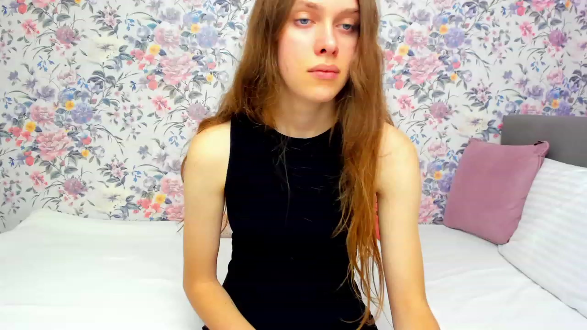 Gallery image thumbnail from JaneBrown's myfreecams stream on, 10/20/2023, 12:57 image 15 of 20