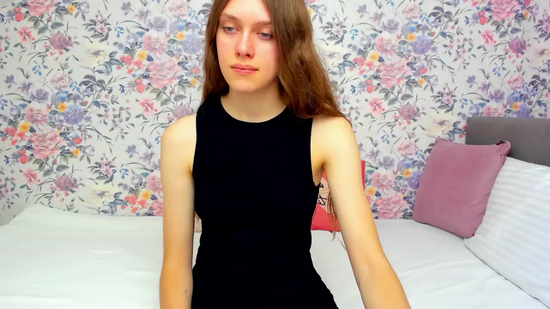 Gallery image thumbnail from JaneBrown's myfreecams stream on, 10/20/2023, 12:57 image 6 of 20