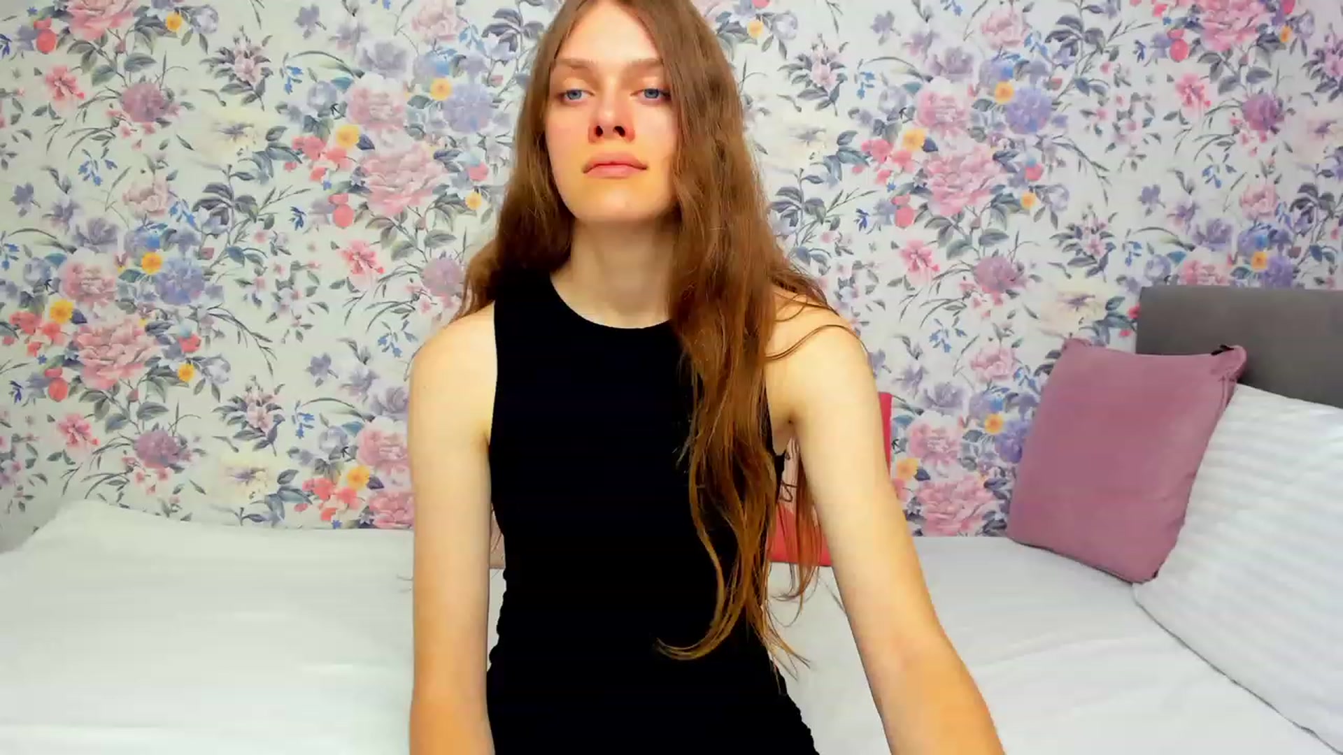 Gallery image thumbnail from JaneBrown's myfreecams stream on, 10/20/2023, 12:57 image 5 of 20