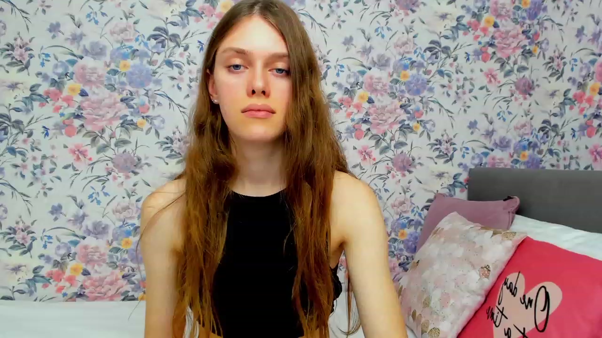 Gallery image thumbnail from JaneBrown's myfreecams stream on, 10/20/2023, 14:31 image 19 of 20