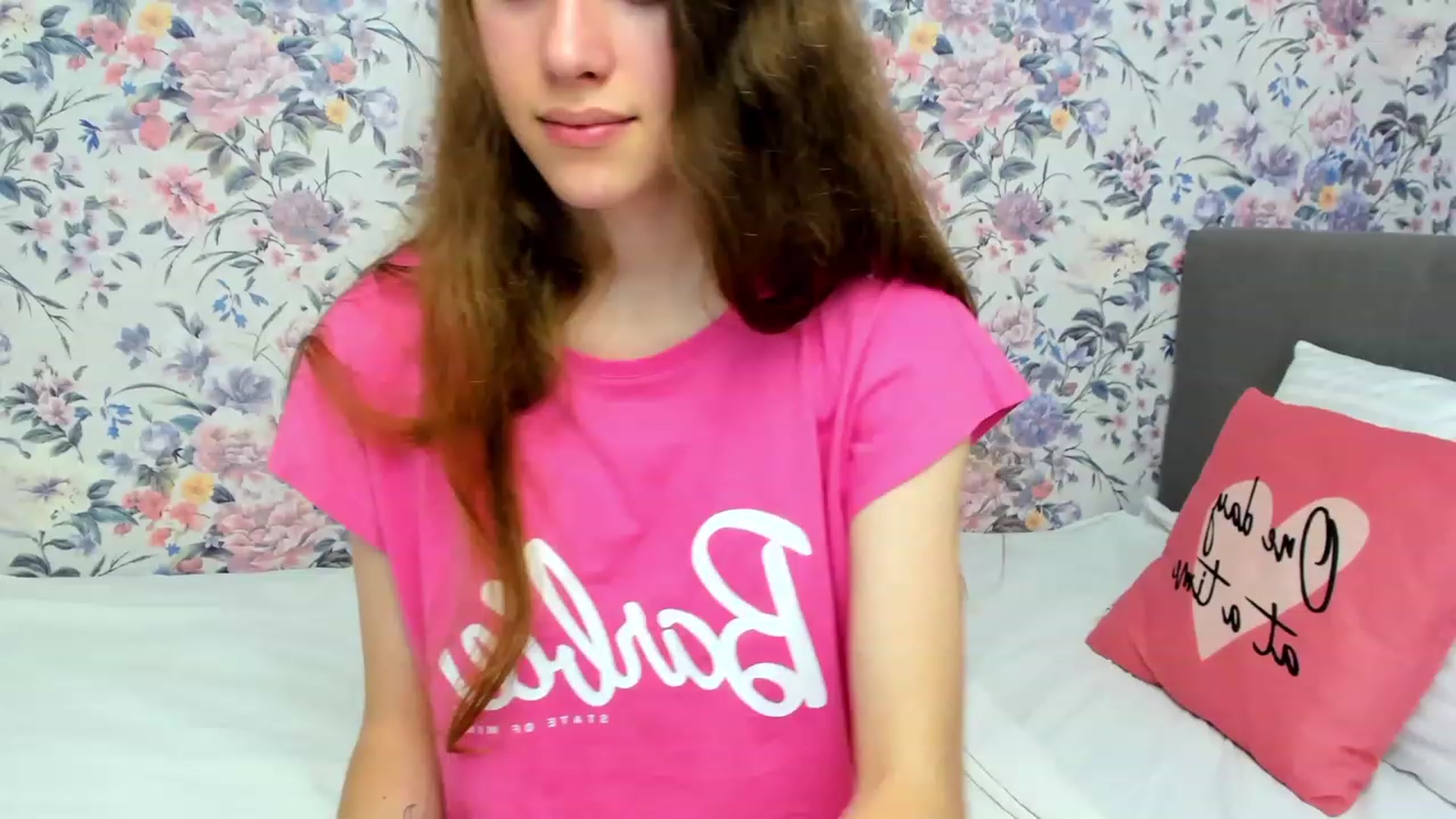 Gallery image thumbnail from JaneBrown's myfreecams stream on, 10/21/2023, 12:40 image 14 of 20