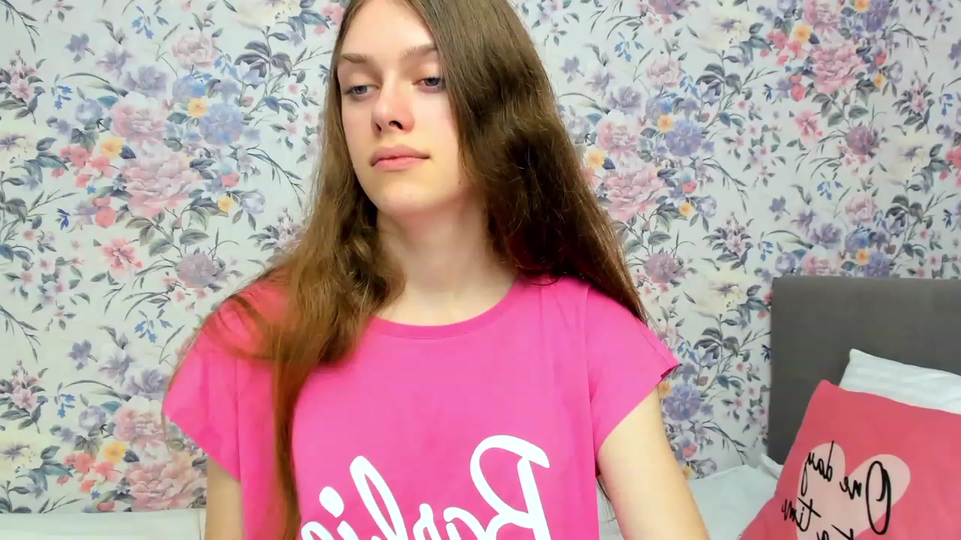 Gallery image thumbnail from JaneBrown's myfreecams stream on, 10/21/2023, 12:40 image 6 of 20