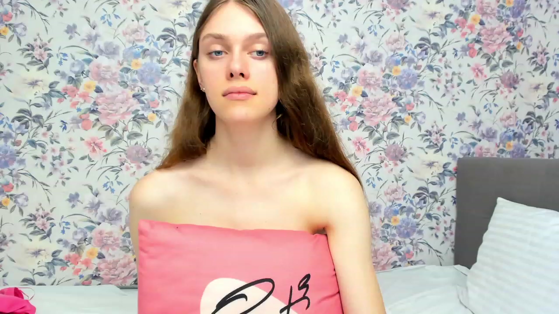 Gallery image thumbnail from JaneBrown's myfreecams stream on, 10/21/2023, 17:17 image 5 of 20