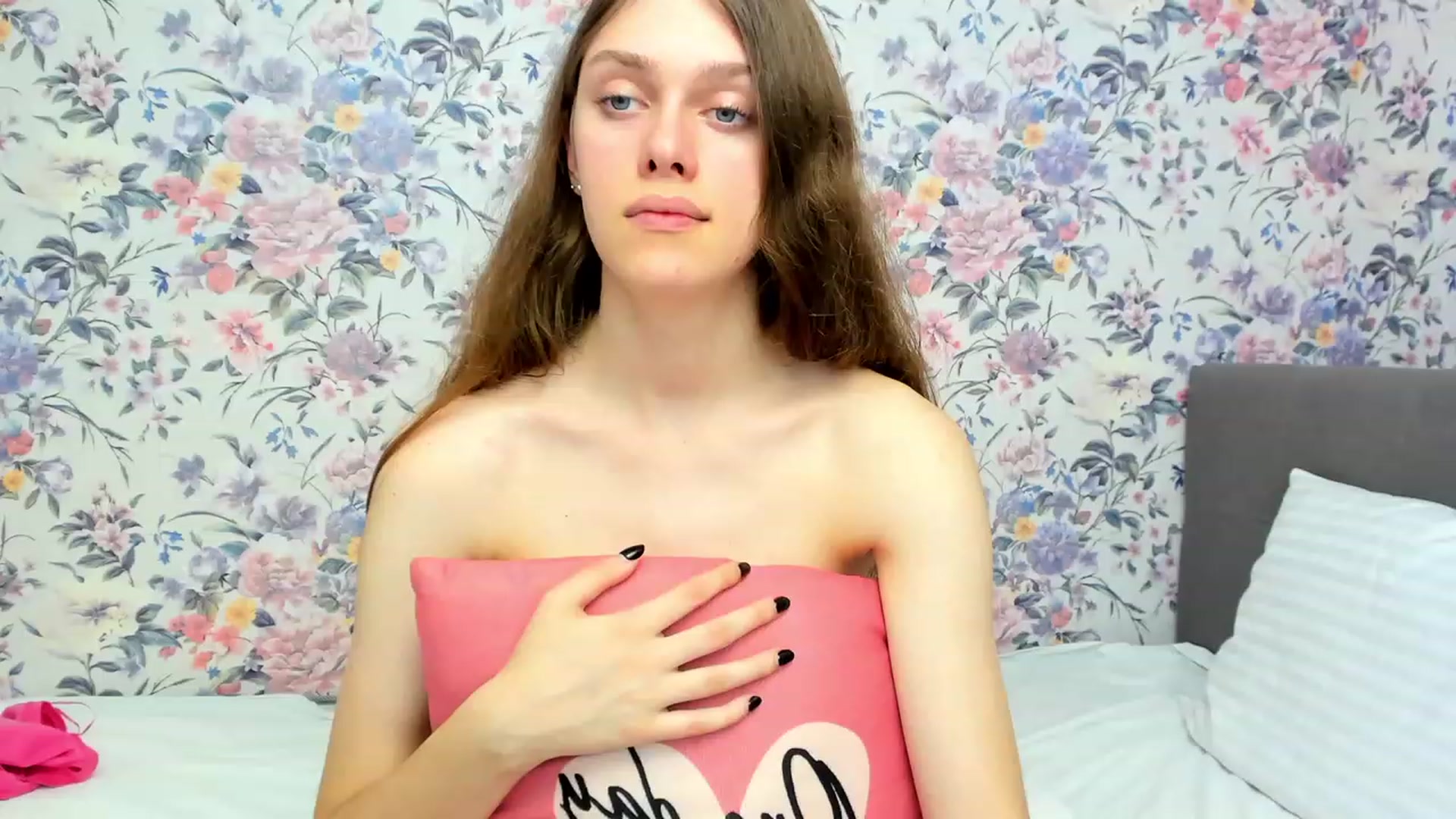 Gallery image thumbnail from JaneBrown's myfreecams stream on, 10/21/2023, 17:17 image 8 of 20