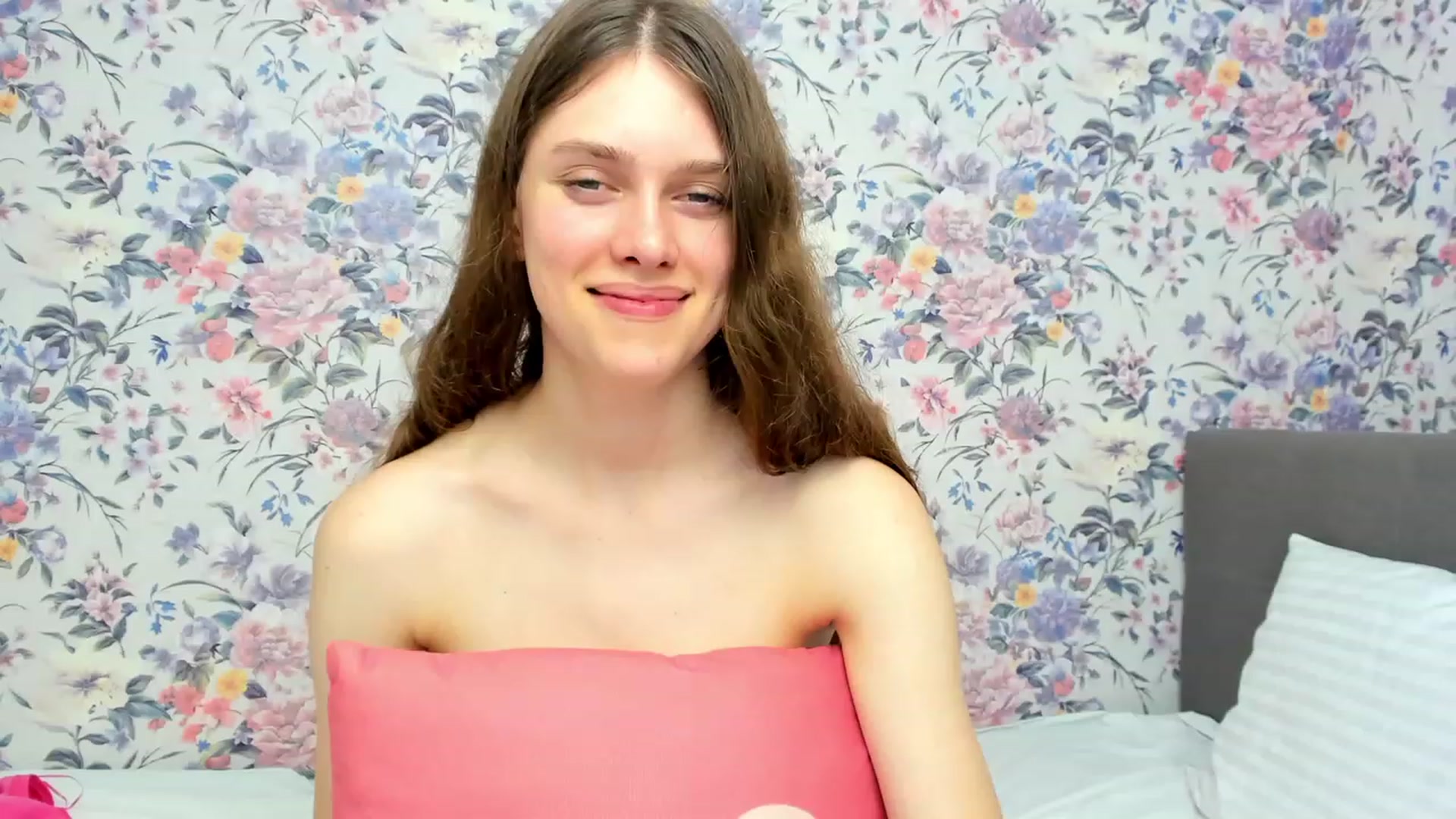 Gallery image thumbnail from JaneBrown's myfreecams stream on, 10/21/2023, 17:17 image 17 of 20
