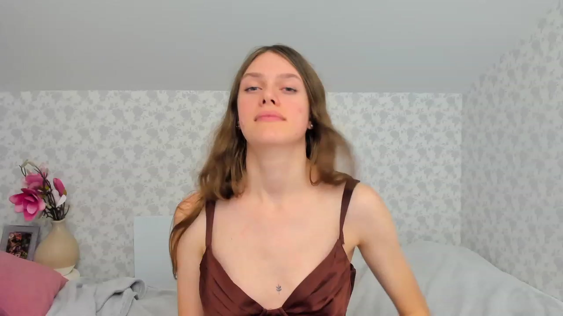 Gallery image thumbnail from JaneBrown's myfreecams stream on, 10/22/2023, 12:05 image 17 of 20