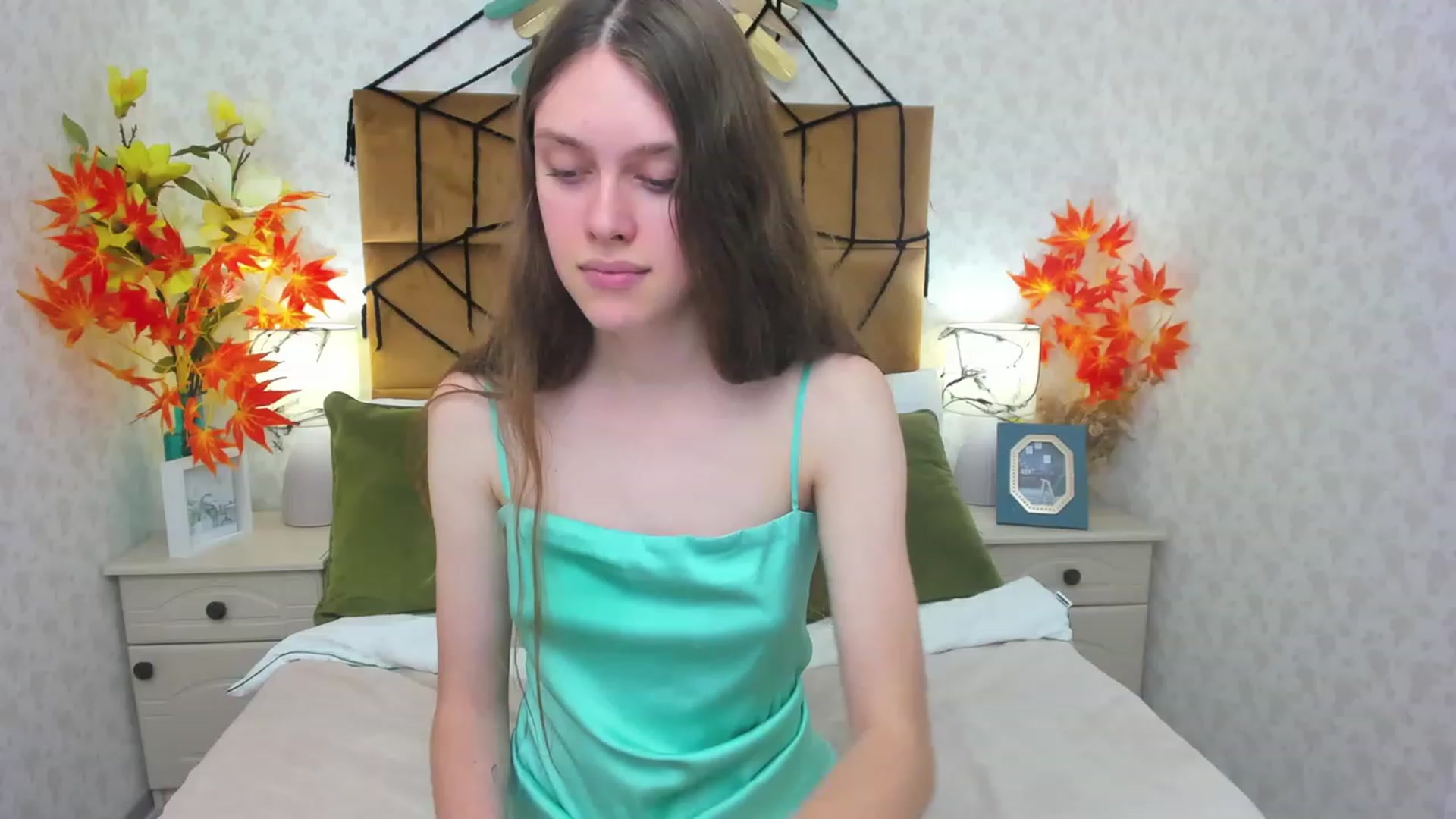 Gallery image thumbnail from JaneBrown's myfreecams stream on, 10/24/2023, 12:28 image 18 of 20
