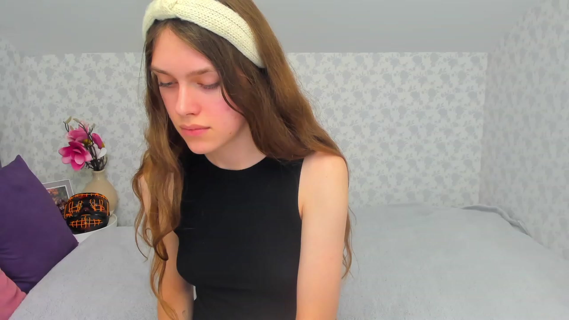 Gallery image thumbnail from JaneBrown's myfreecams stream on, 10/28/2023, 14:28 image 14 of 20